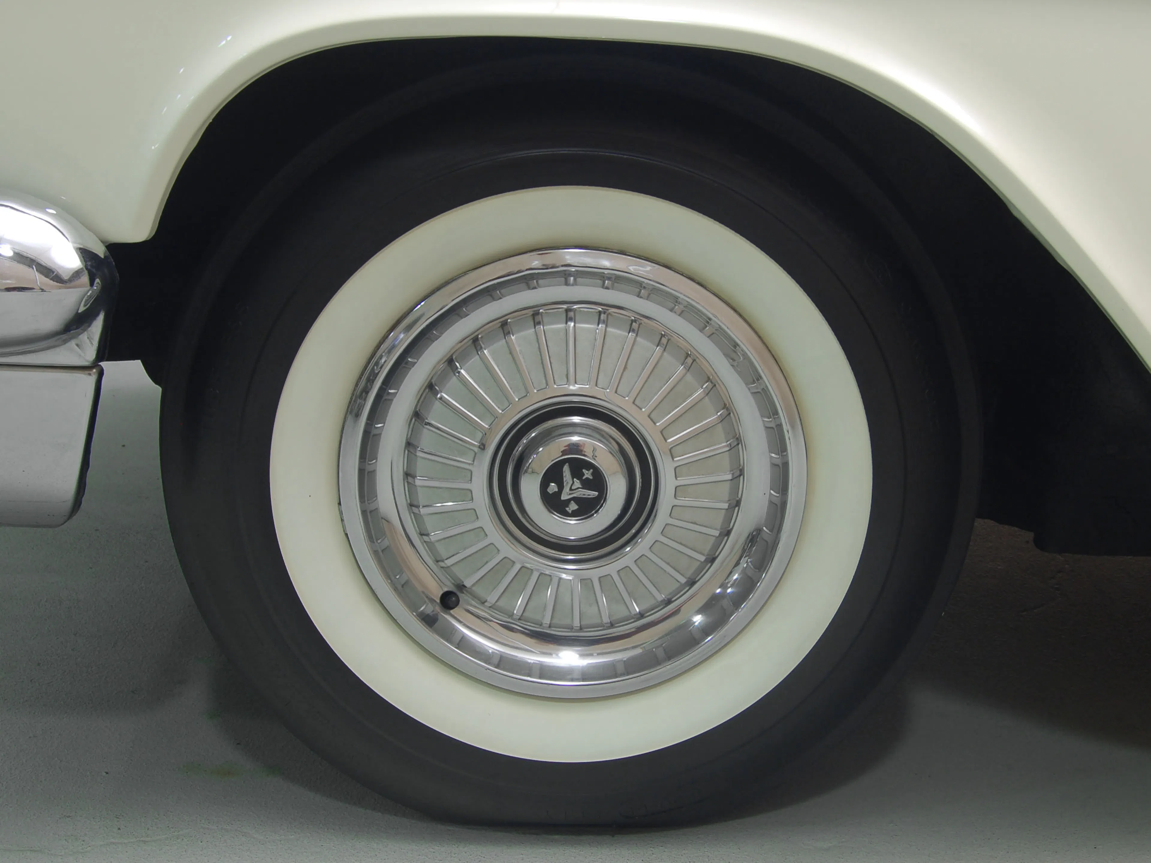 1959 DeSoto Firesweep 2dr Convertible Courtesy of Hyman Ltd.