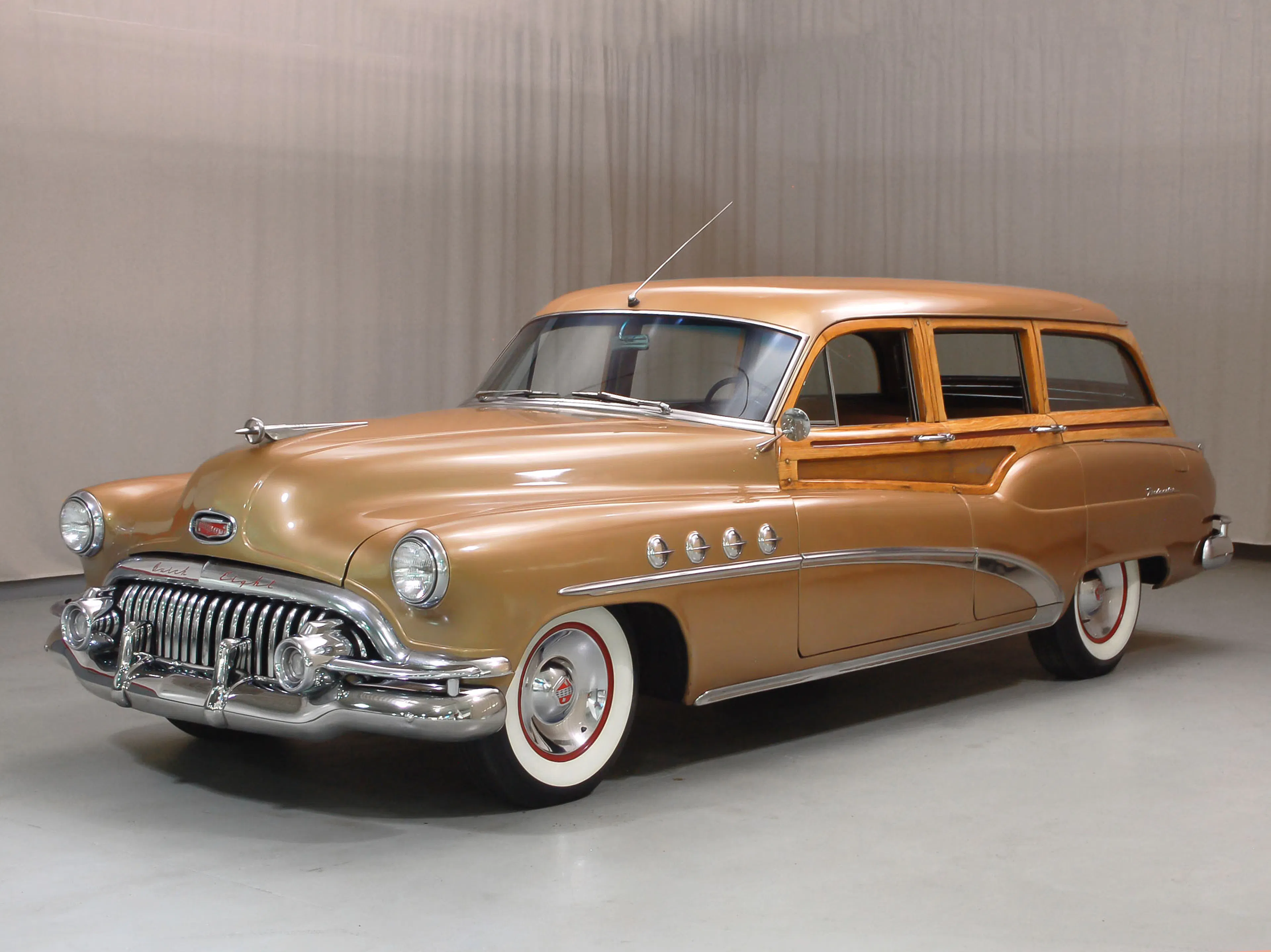 1952 Buick Roadmaster Model 79R 4dr Estate Wagon Courtesy of Hyman Ltd.