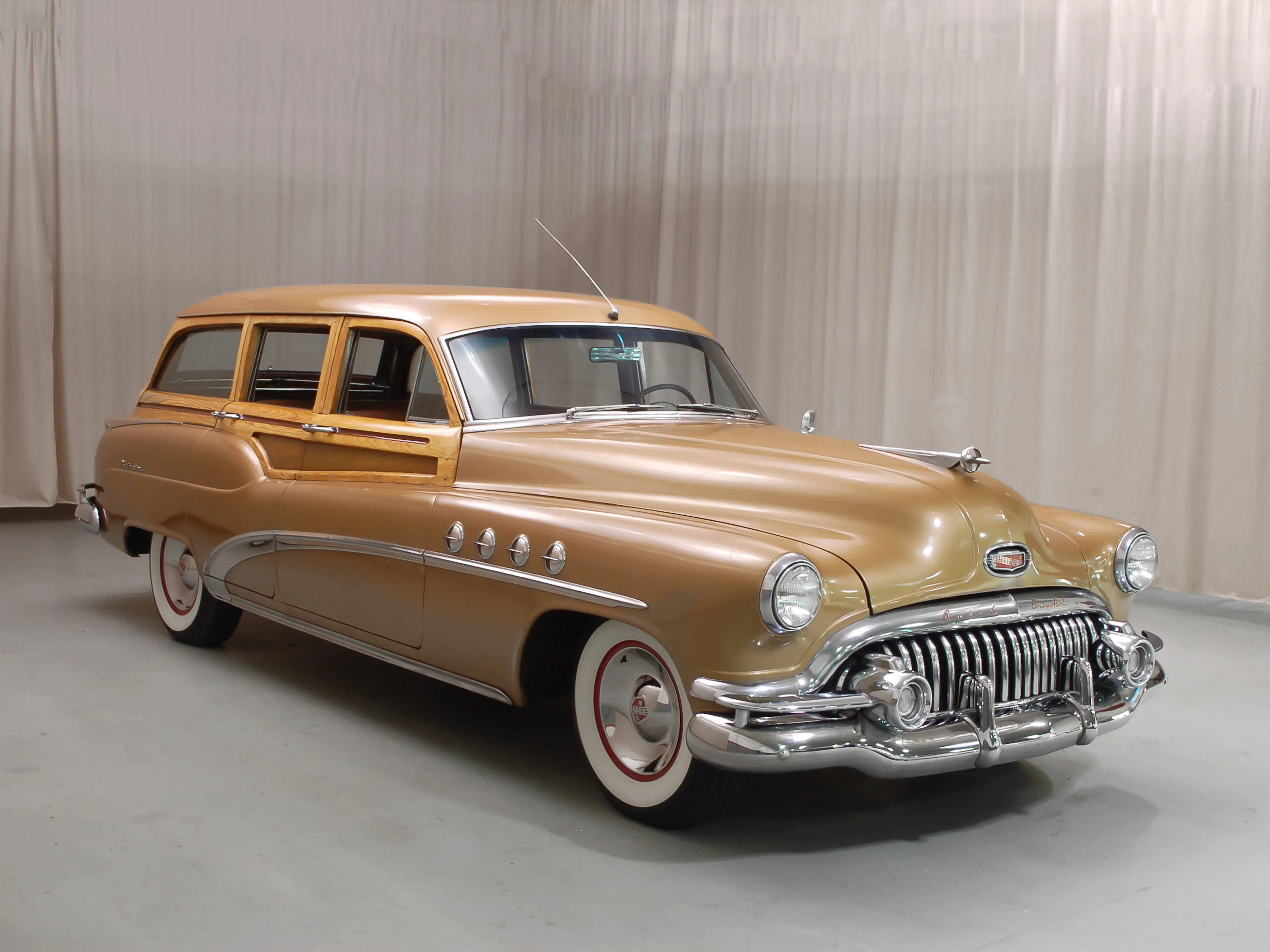 1952 Buick Roadmaster Model 79R 4dr Estate Wagon Courtesy of Hyman Ltd.