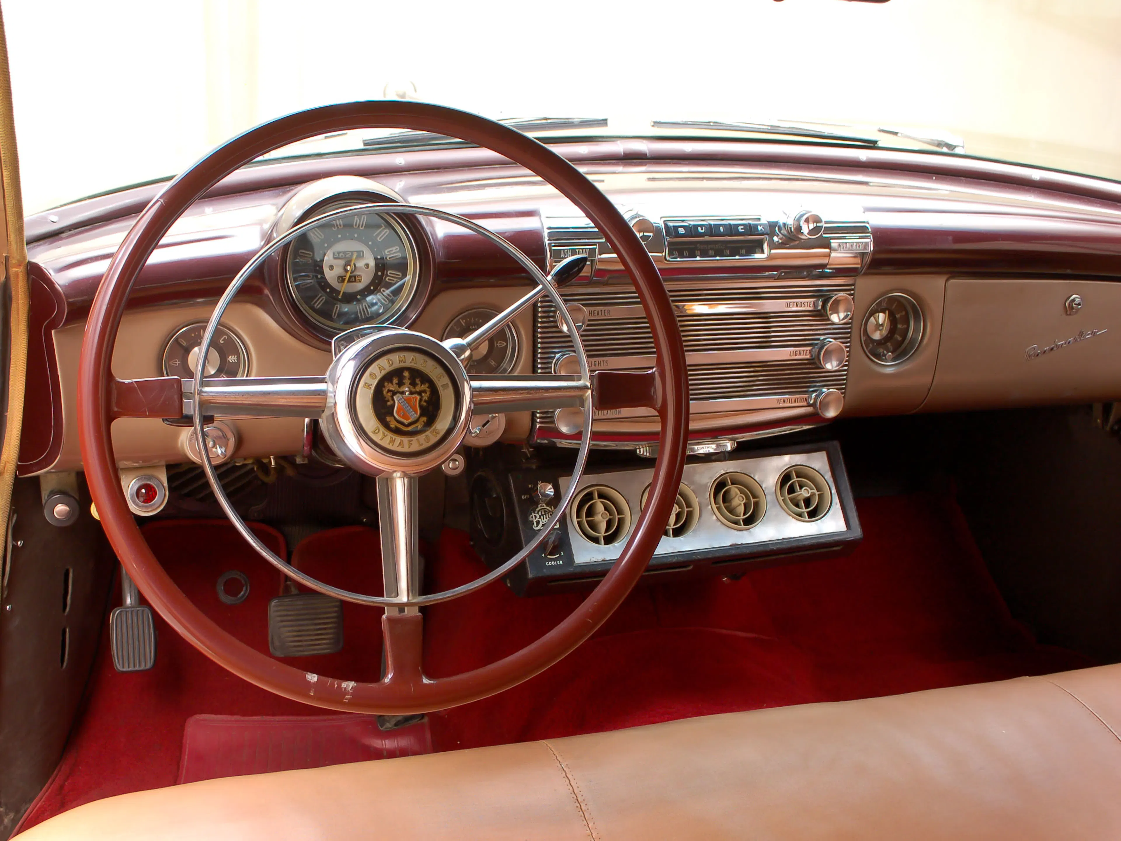 1952 Buick Roadmaster Model 79R 4dr Estate Wagon Courtesy of Hyman Ltd.