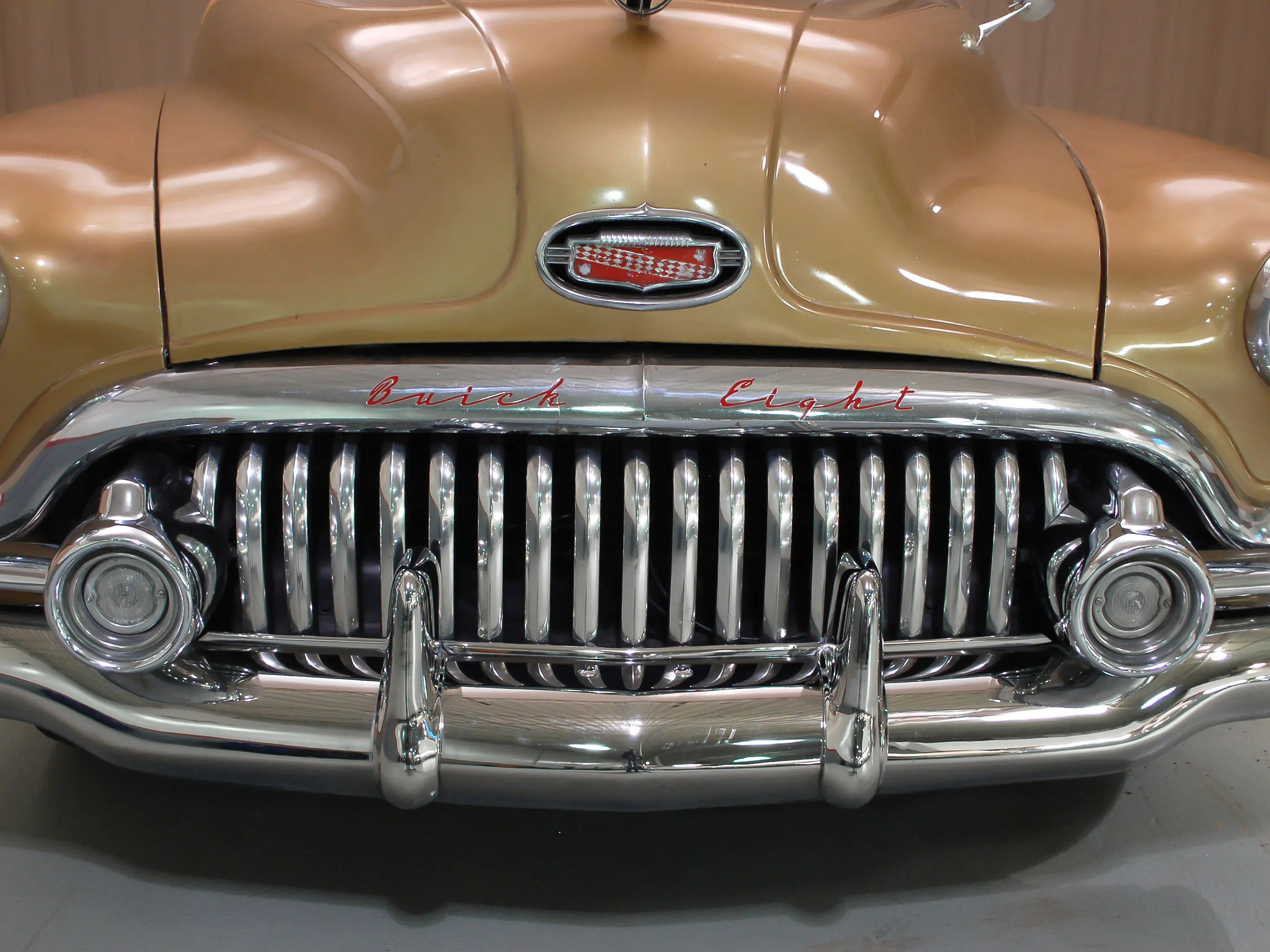 1952 Buick Roadmaster Model 79R 4dr Estate Wagon Courtesy of Hyman Ltd.