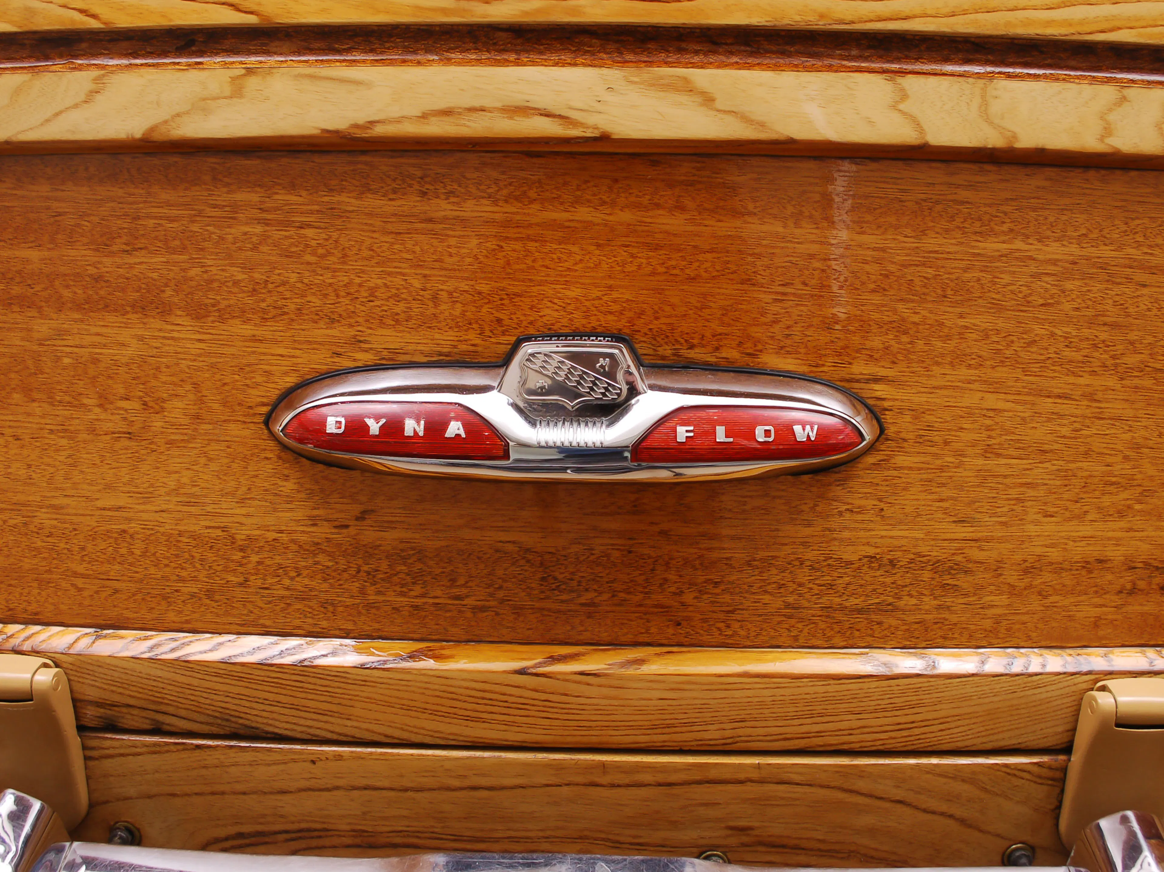 1952 Buick Roadmaster Model 79R 4dr Estate Wagon Courtesy of Hyman Ltd.