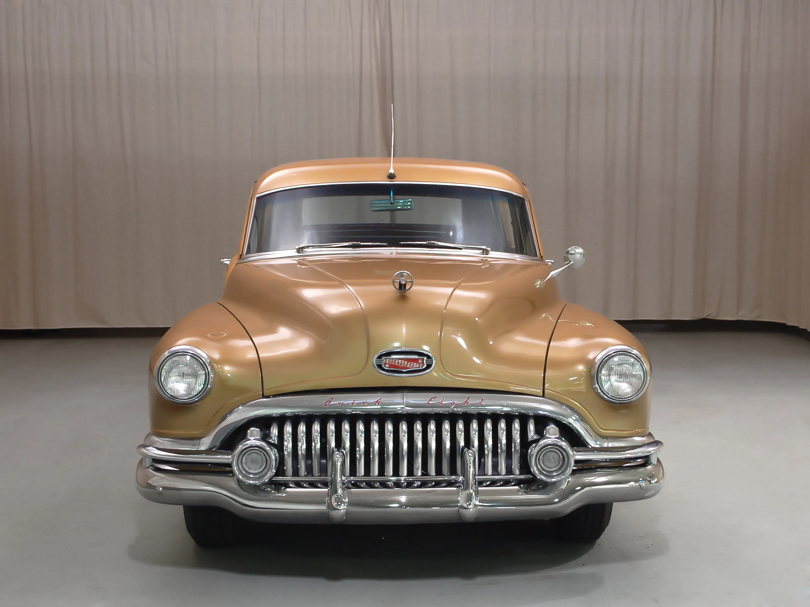 1952 Buick Roadmaster Model 79R 4dr Estate Wagon Courtesy of Hyman Ltd.