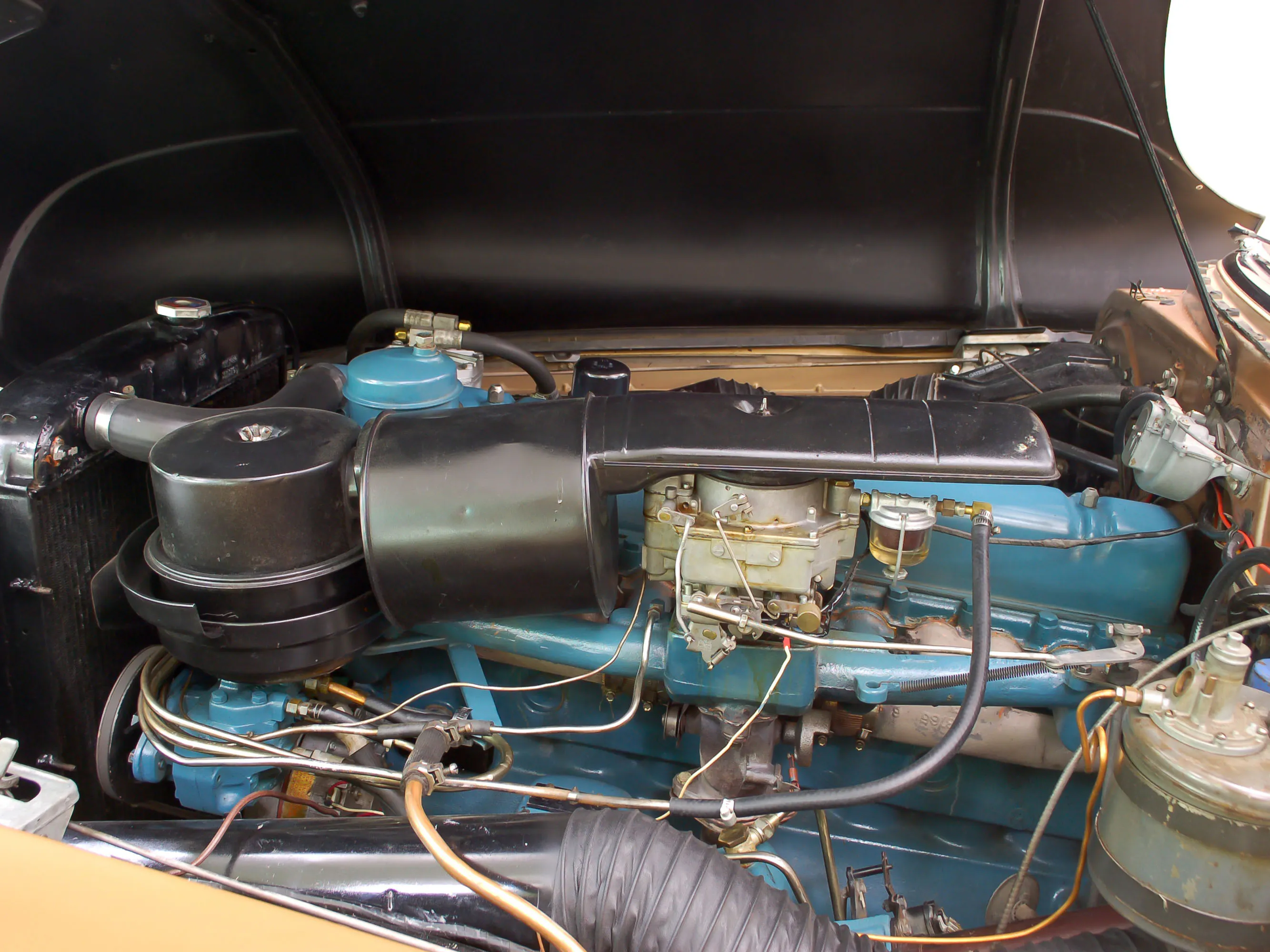 1952 Buick Roadmaster Model 79R 4dr Estate Wagon Courtesy of Hyman Ltd.