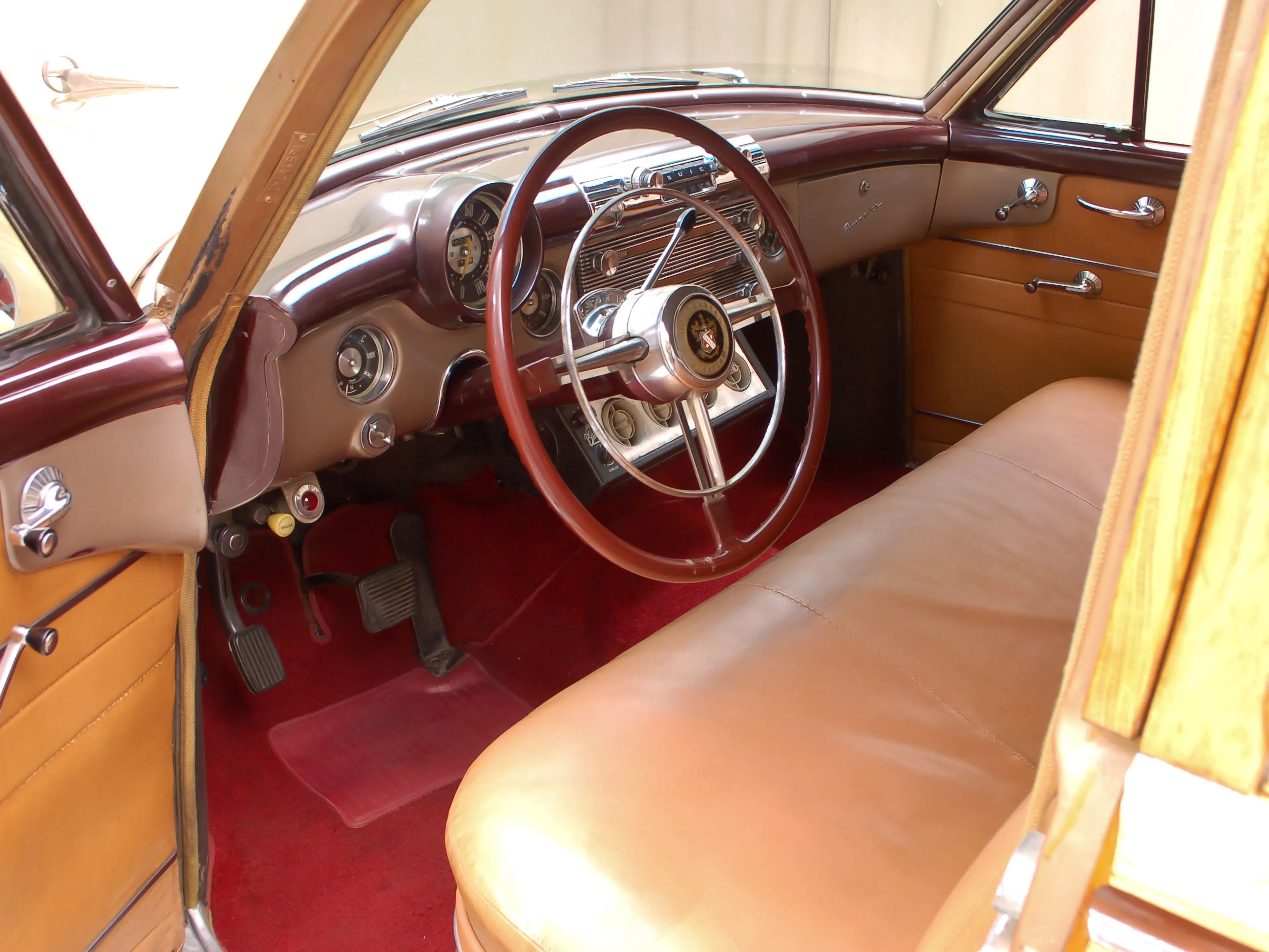 1952 Buick Roadmaster Model 79R 4dr Estate Wagon Courtesy of Hyman Ltd.