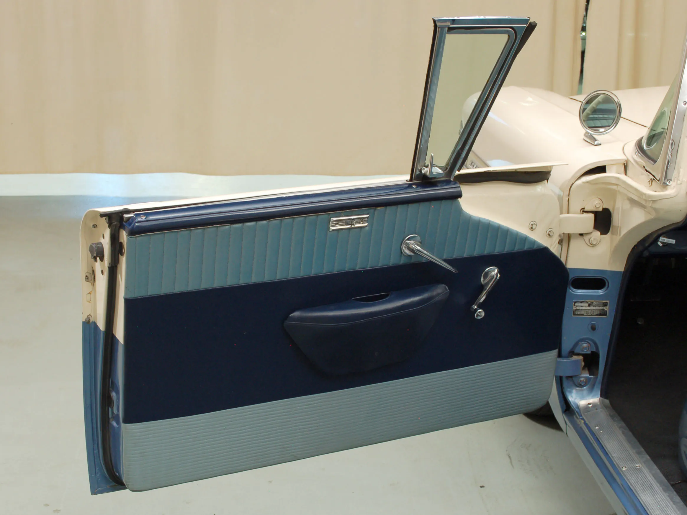 1958 Mercury Monterey 2dr Convertible Courtesy of Hyman Ltd.