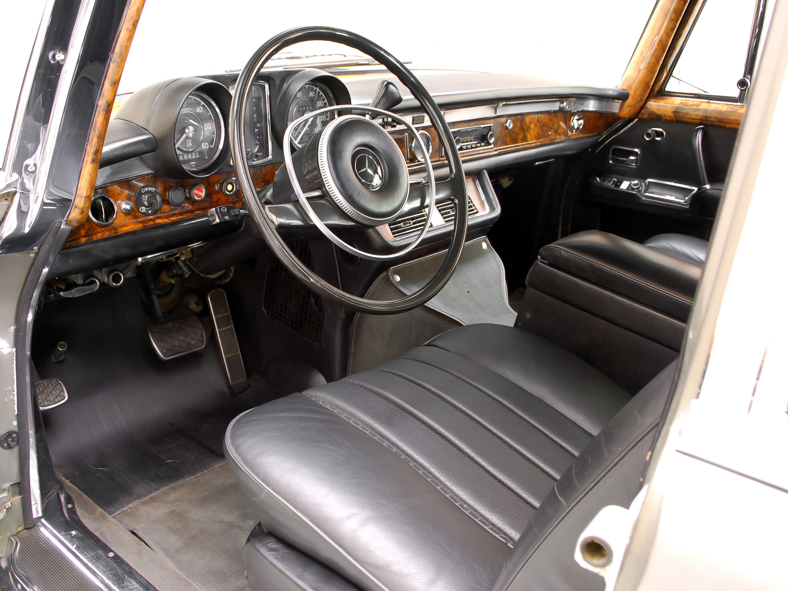 1967 mercedes-benz 600
