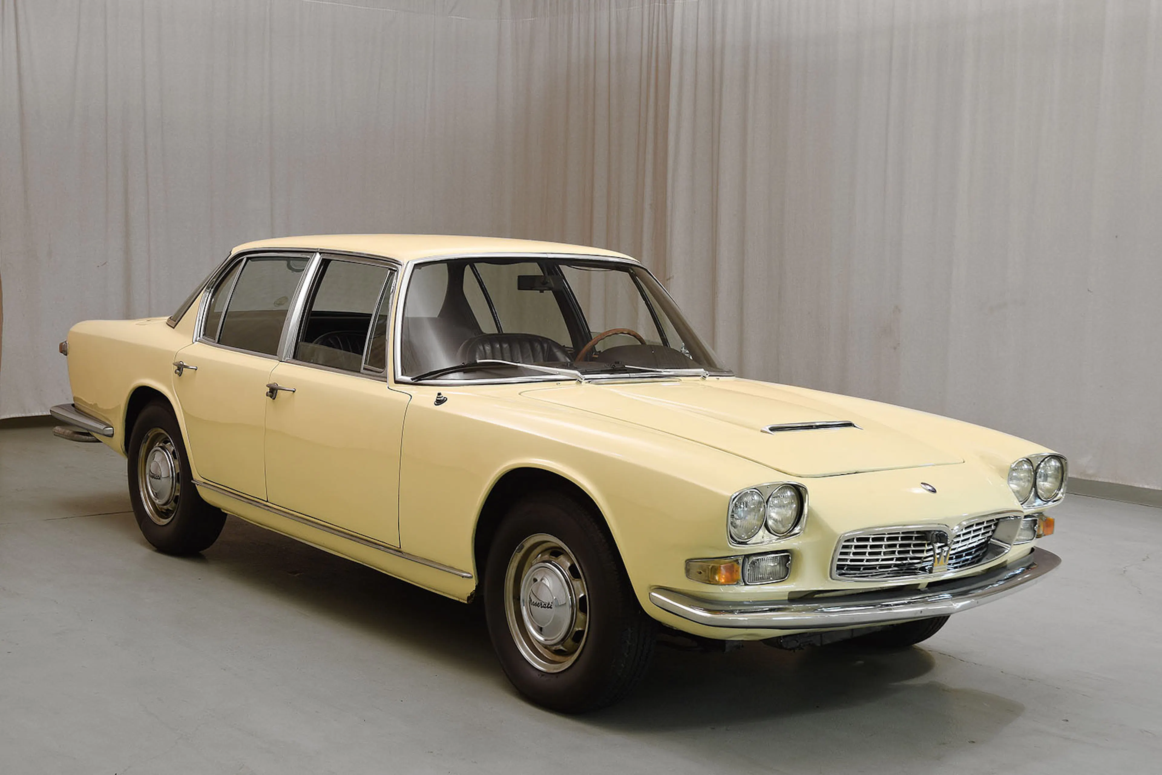 1967 Maserati Quattroporte 4dr Sedan Courtesy of Hyman Ltd.