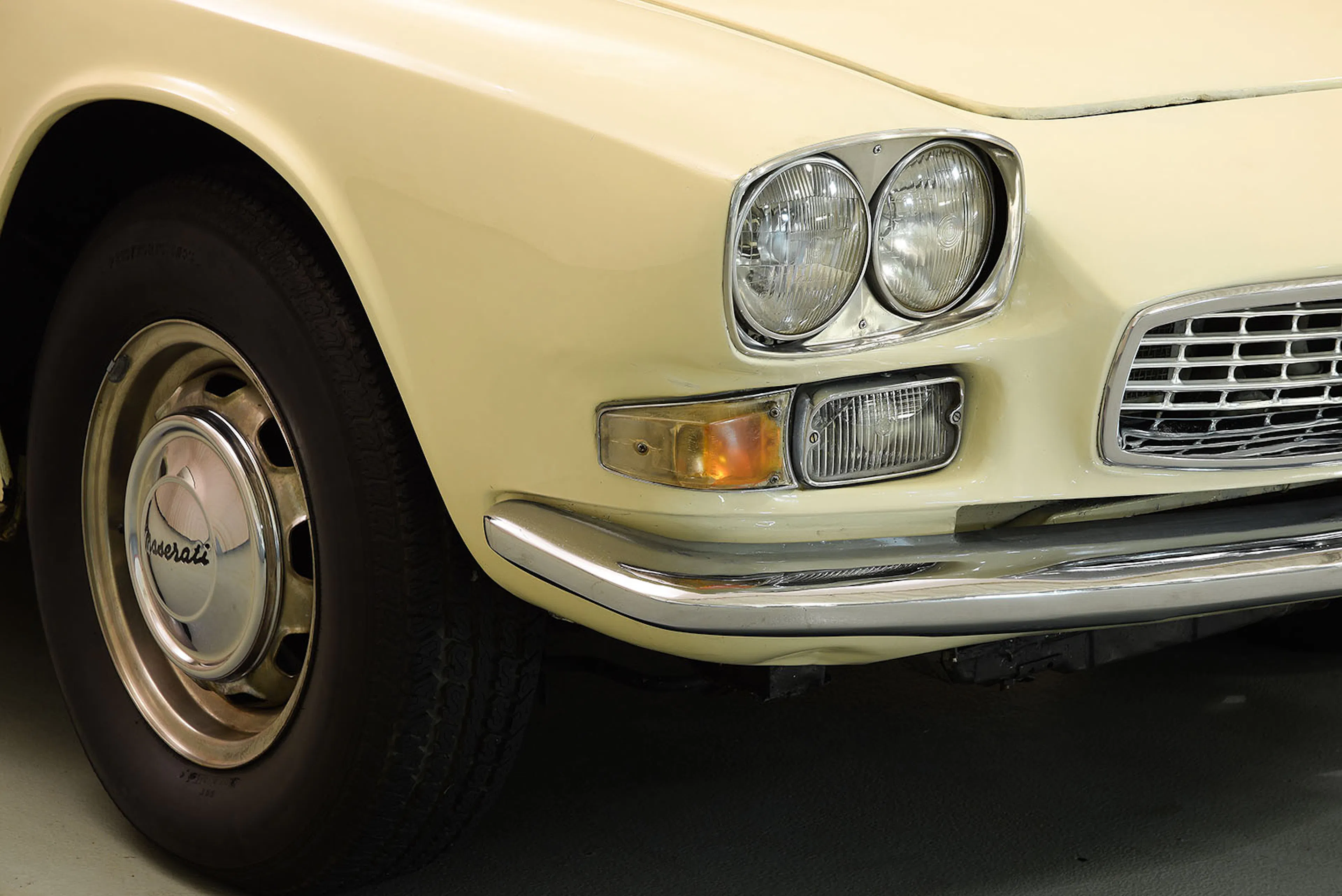 1967 Maserati Quattroporte 4dr Sedan Courtesy of Hyman Ltd.