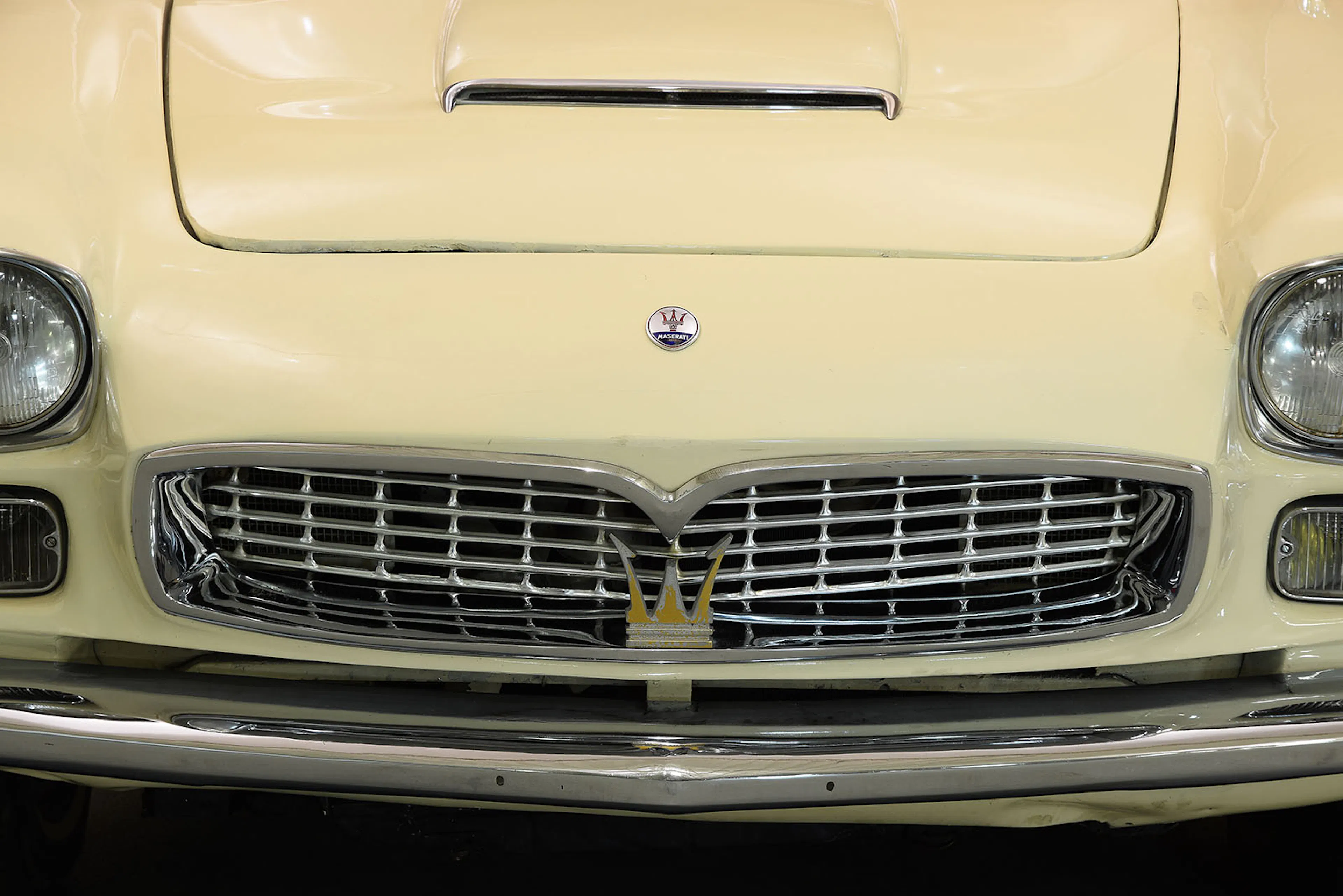 1967 Maserati Quattroporte 4dr Sedan Courtesy of Hyman Ltd.