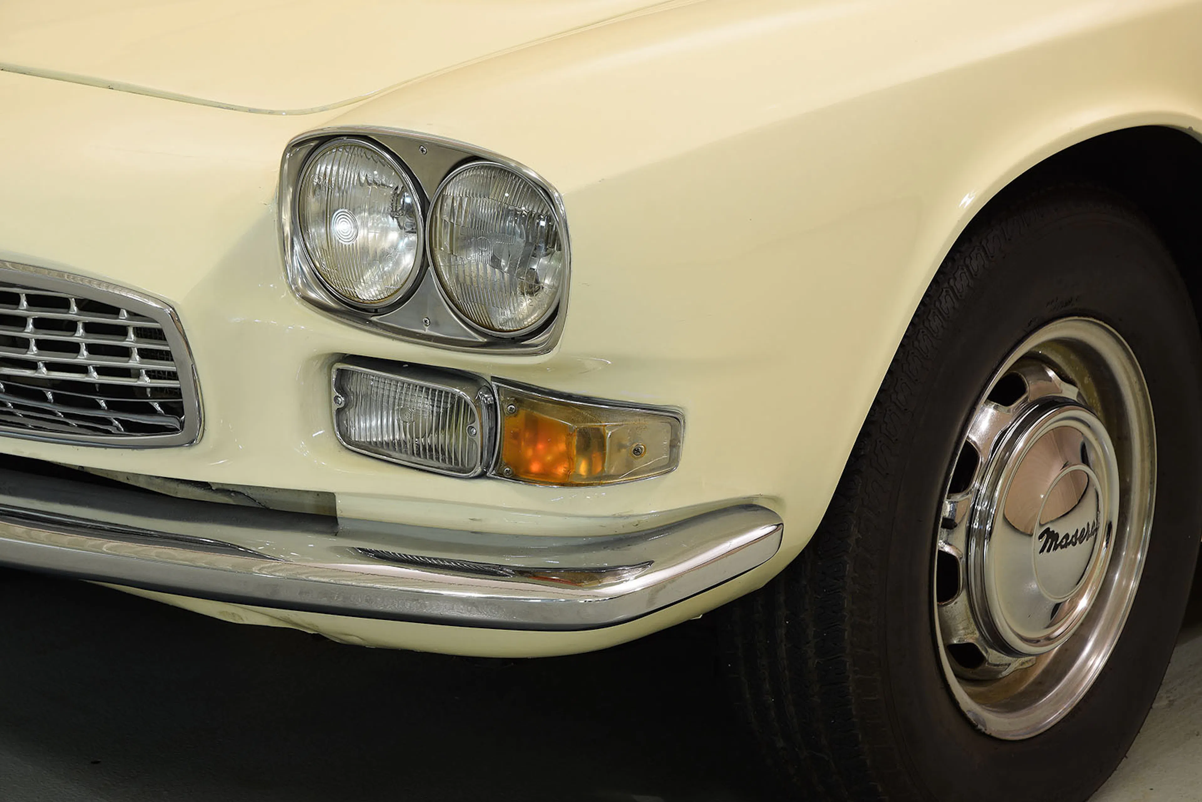 1967 Maserati Quattroporte 4dr Sedan Courtesy of Hyman Ltd.