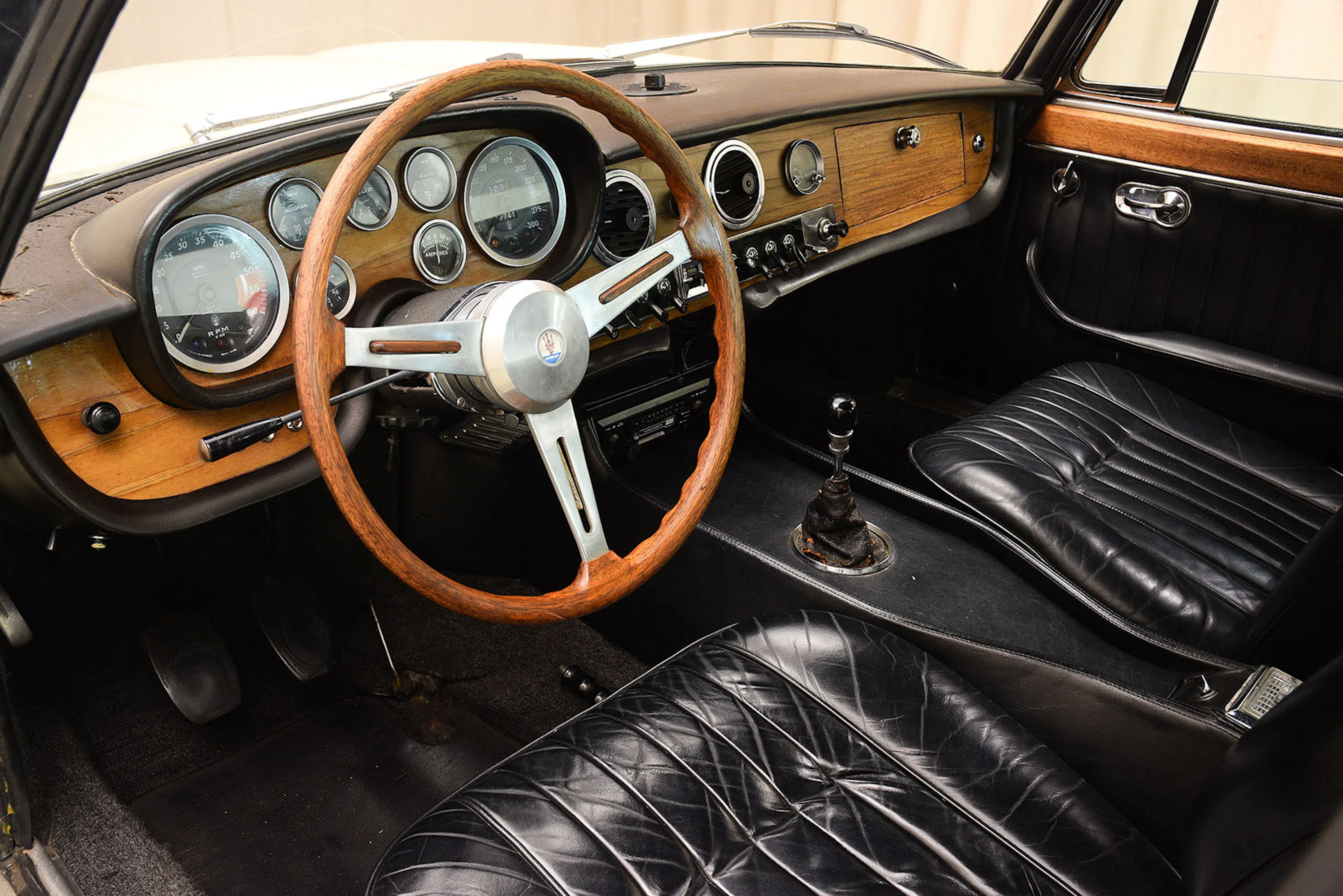 1967 Maserati Quattroporte 4dr Sedan Courtesy of Hyman Ltd.
