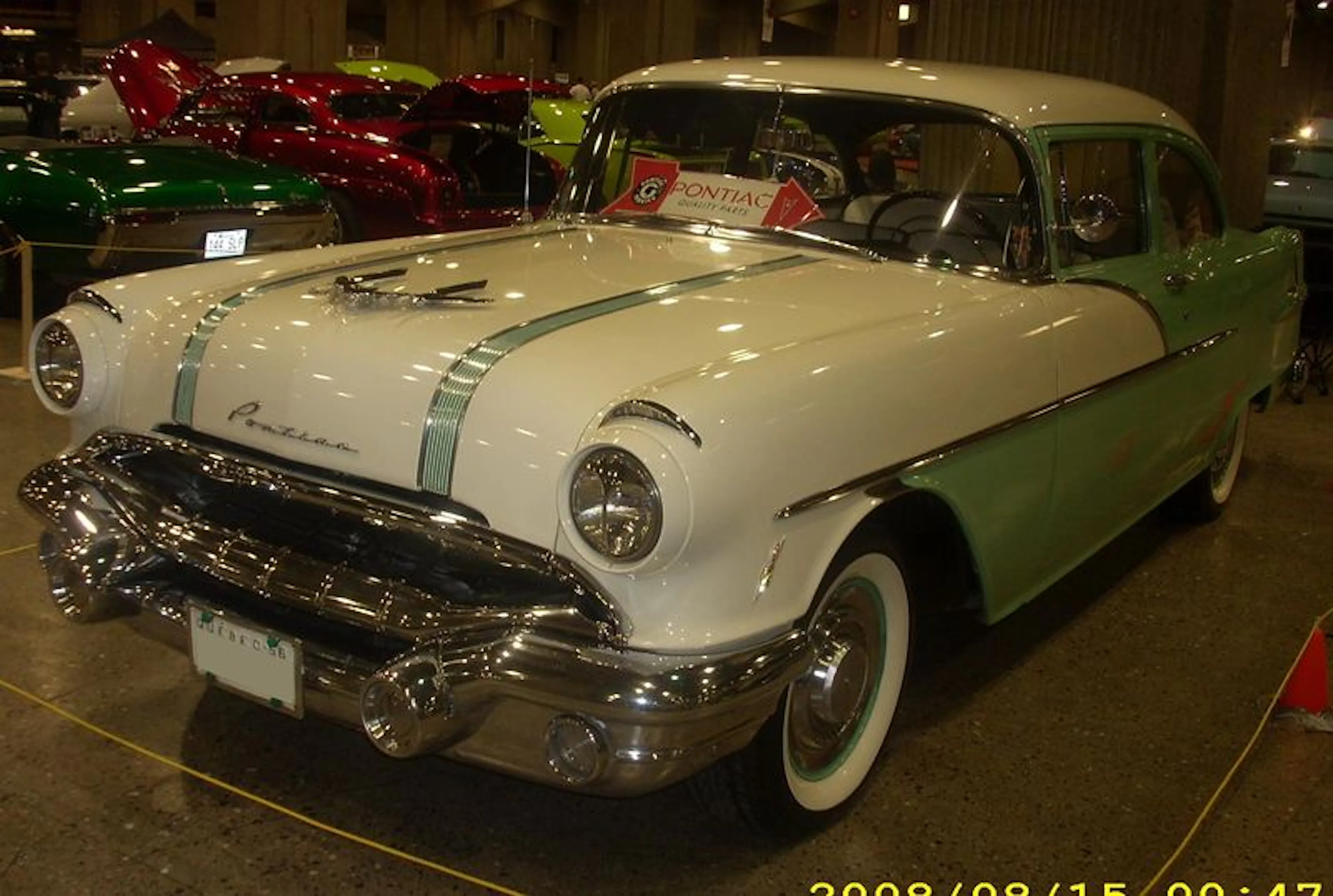 1956 Pontiac Chieftain 860