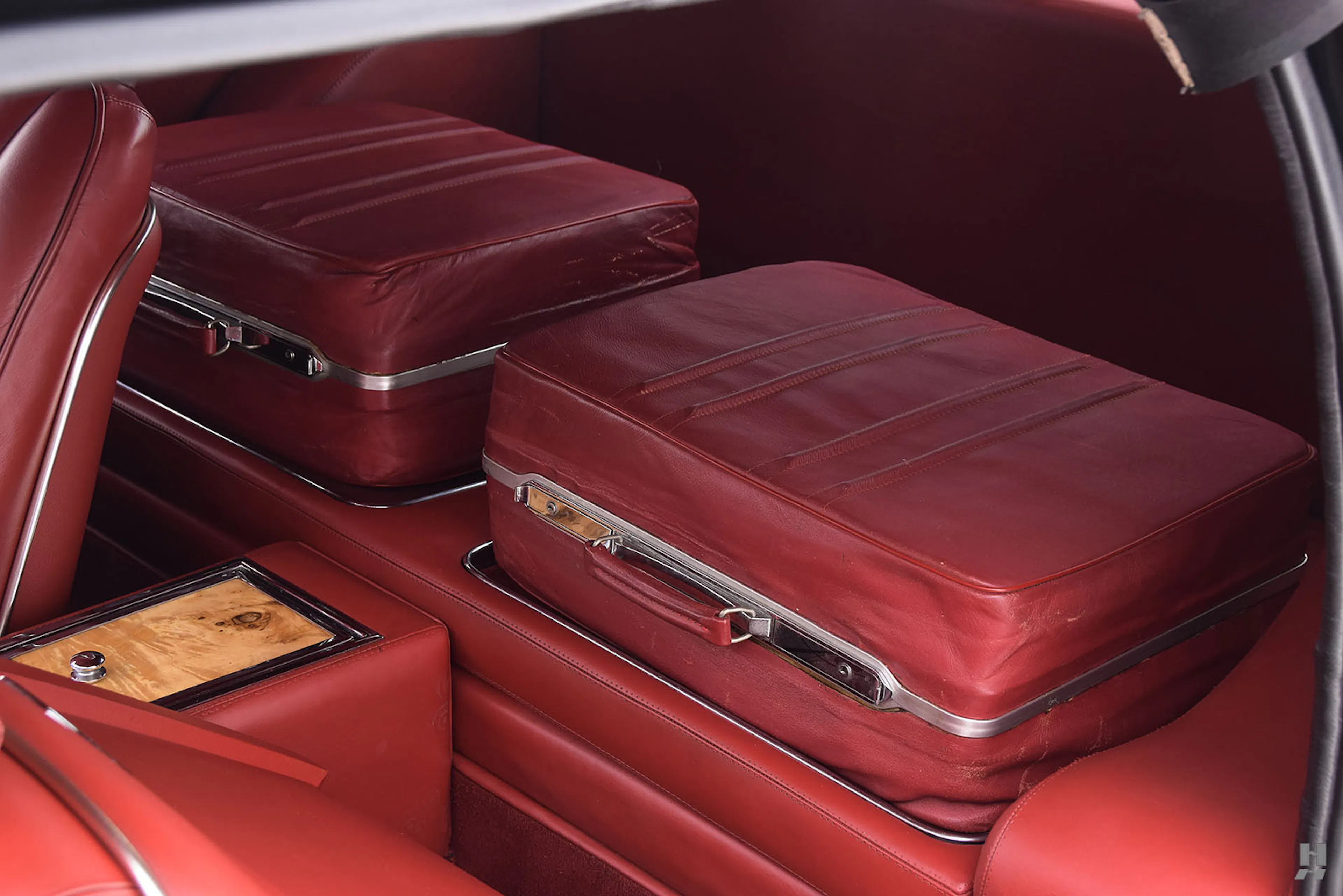 1972 Stutz Blackhawk 2dr Coupe Courtesy of Hyman Ltd.