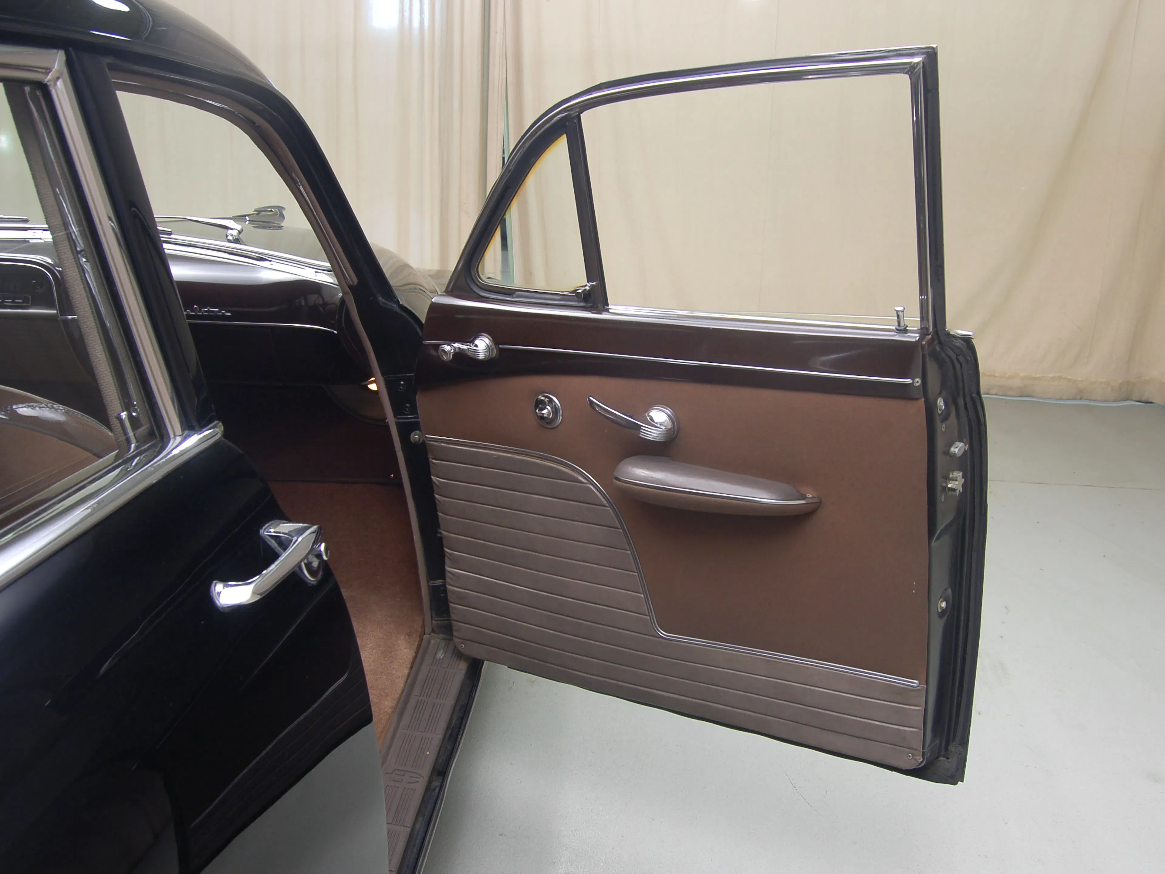 1950 Lincoln Cosmopolitan Base