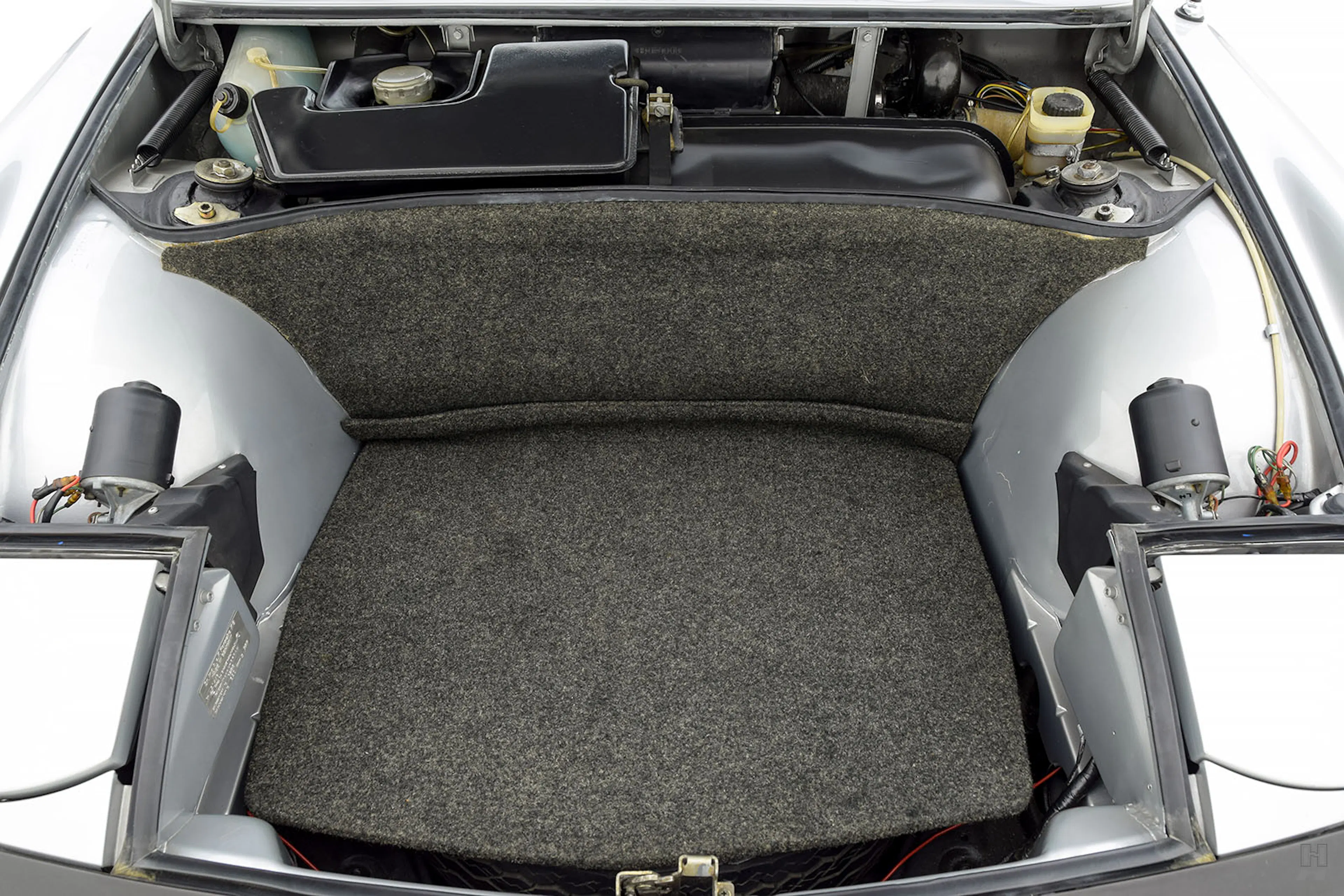 1970 Porsche 914/6 2dr Targa Courtesy of Hyman Ltd.