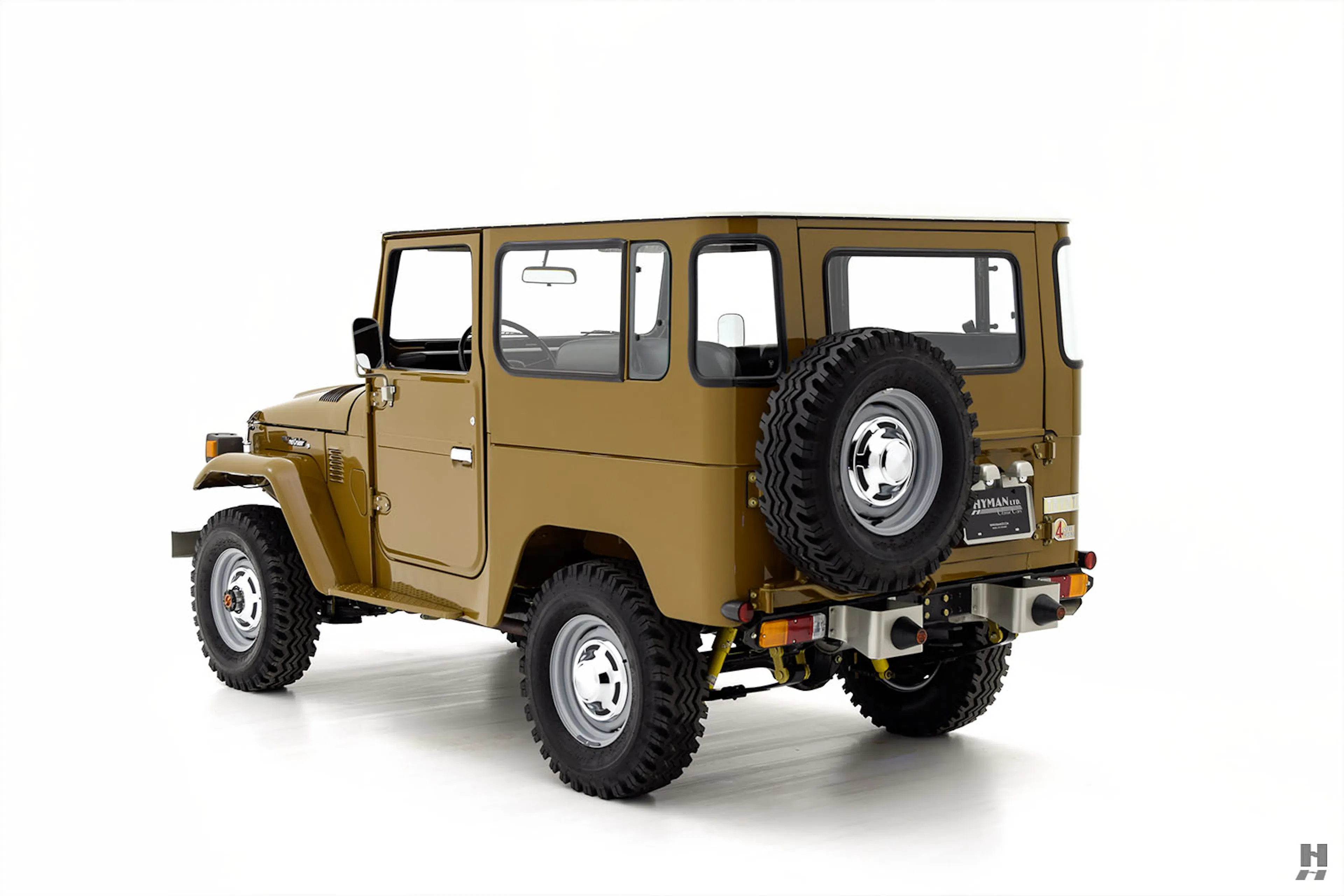 1981 Toyota Land Cruiser FJ40V 2dr Hardtop 4x4 Courtesy of Hyman Ltd.