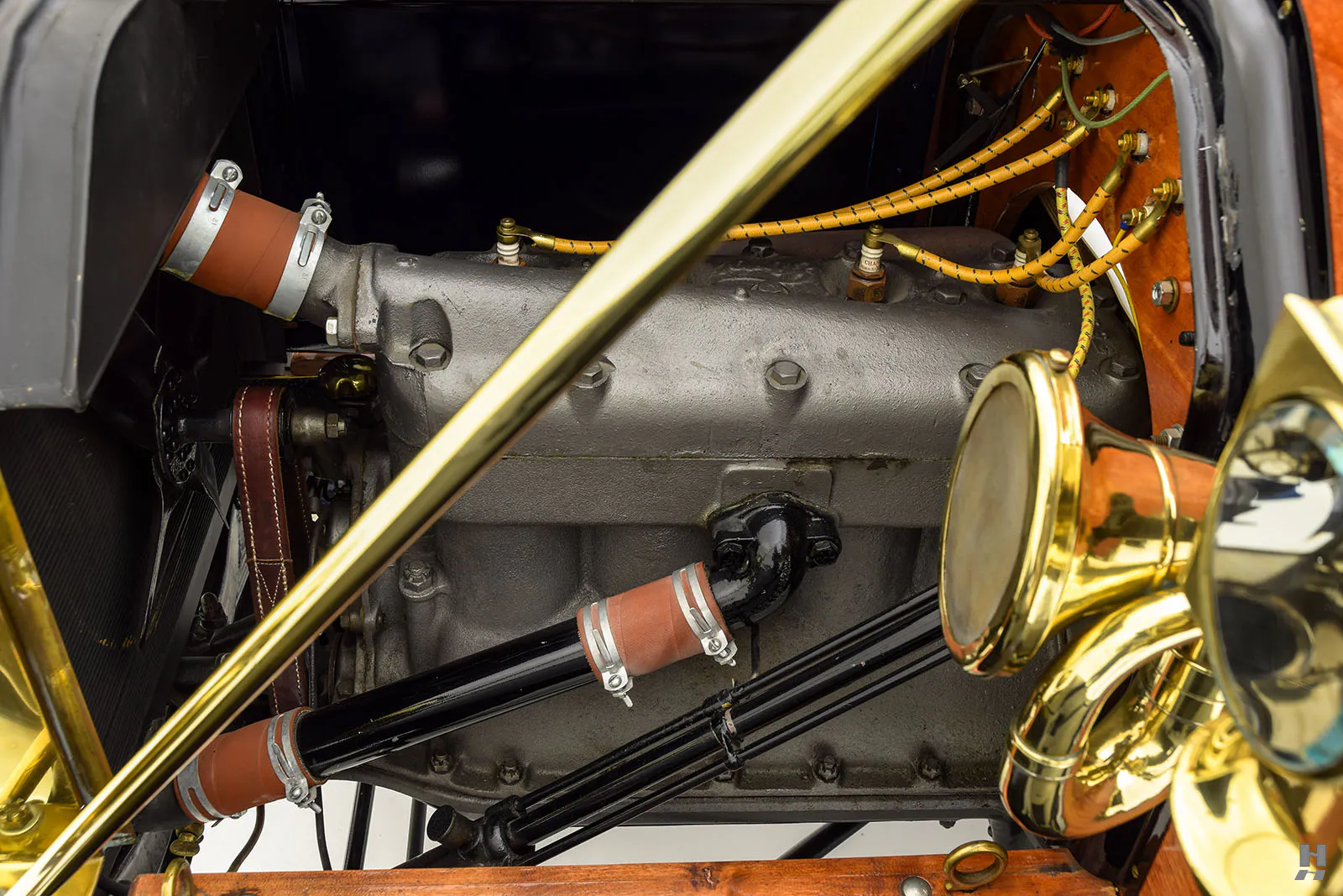 1912 Ford Model T Roadster courtesy of Hyman, Ltd.