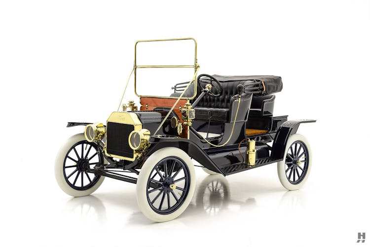 1914 ford model t car