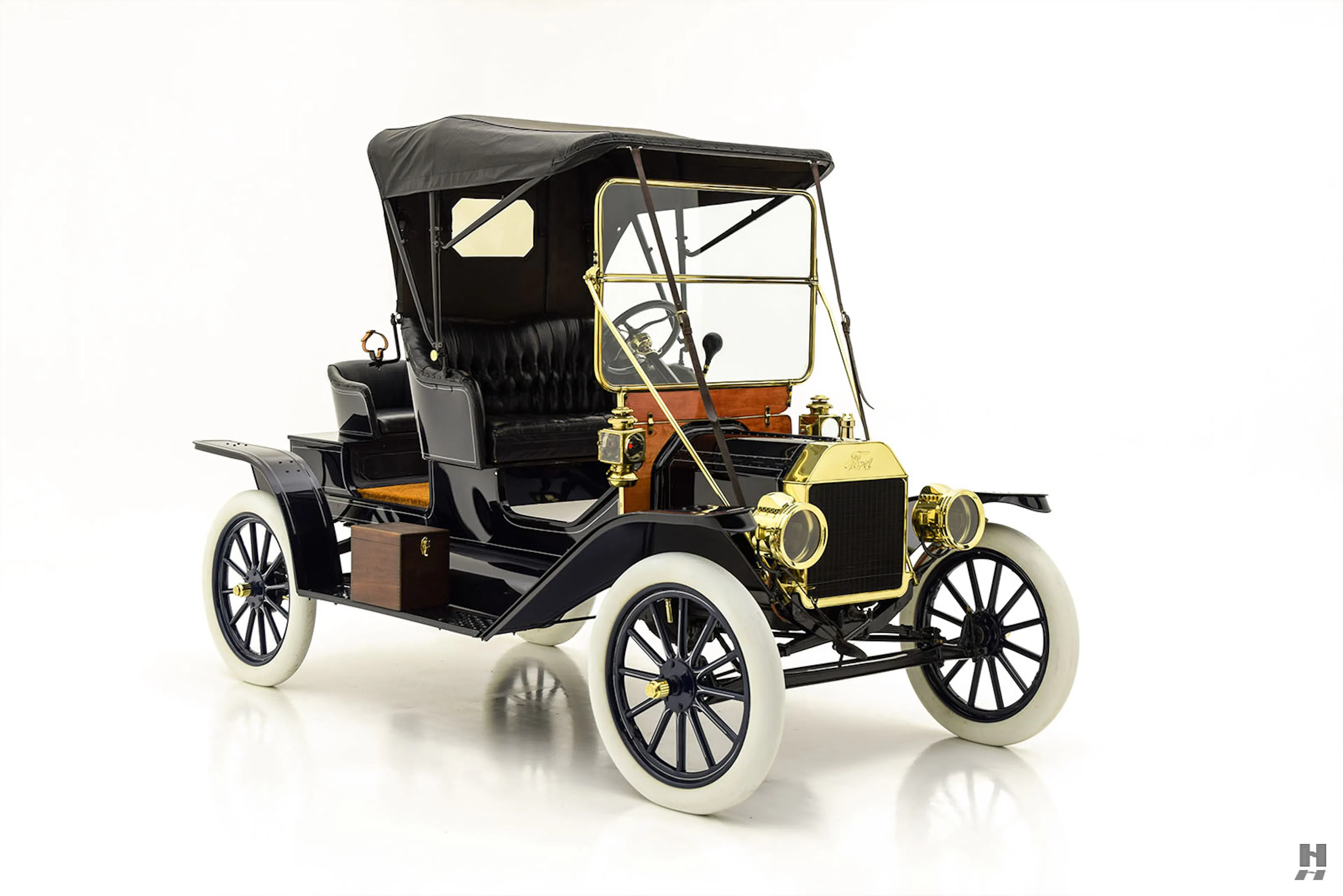 1912 Ford Model T Roadster courtesy of Hyman, Ltd.