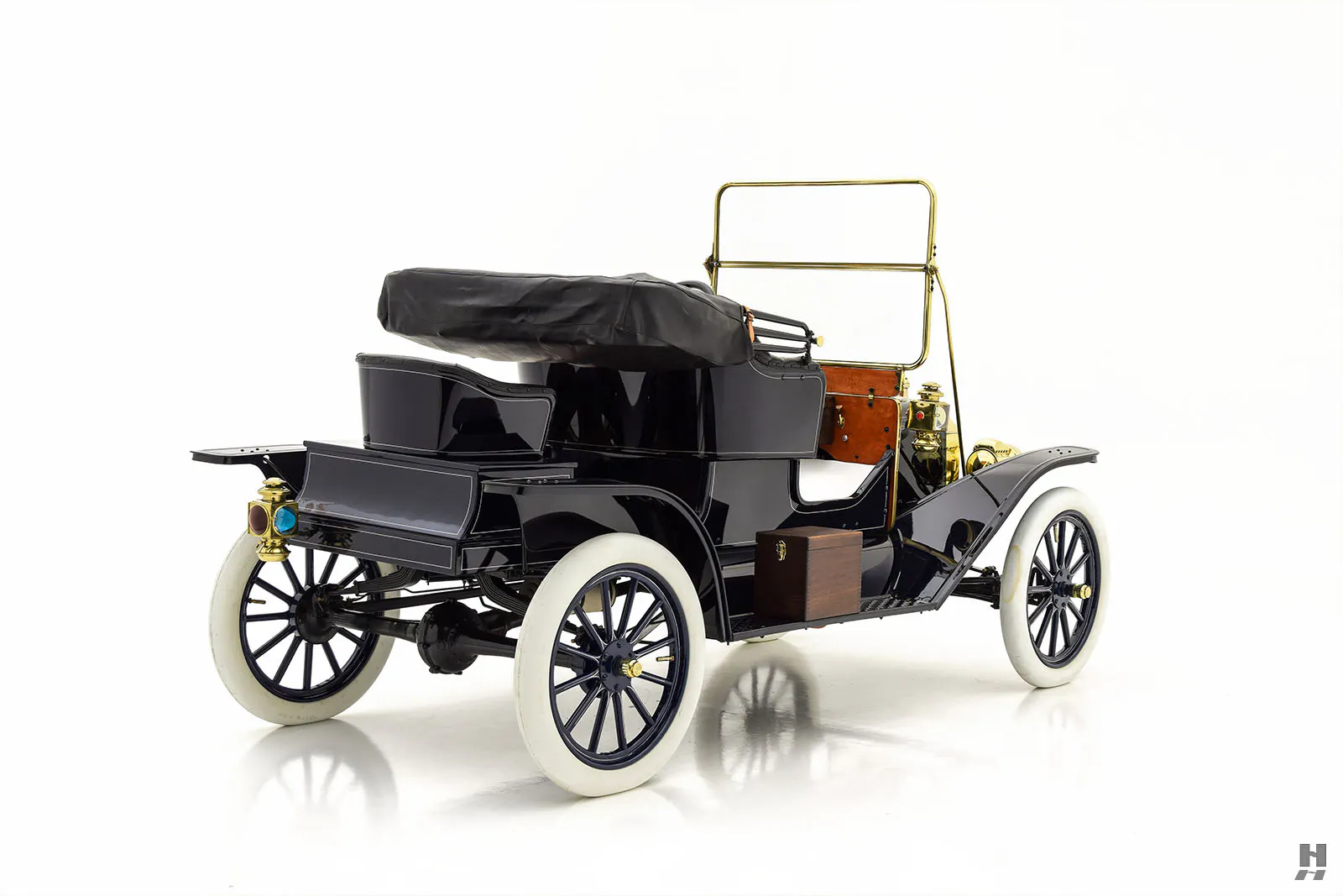 1912 Ford Model T Roadster courtesy of Hyman, Ltd.