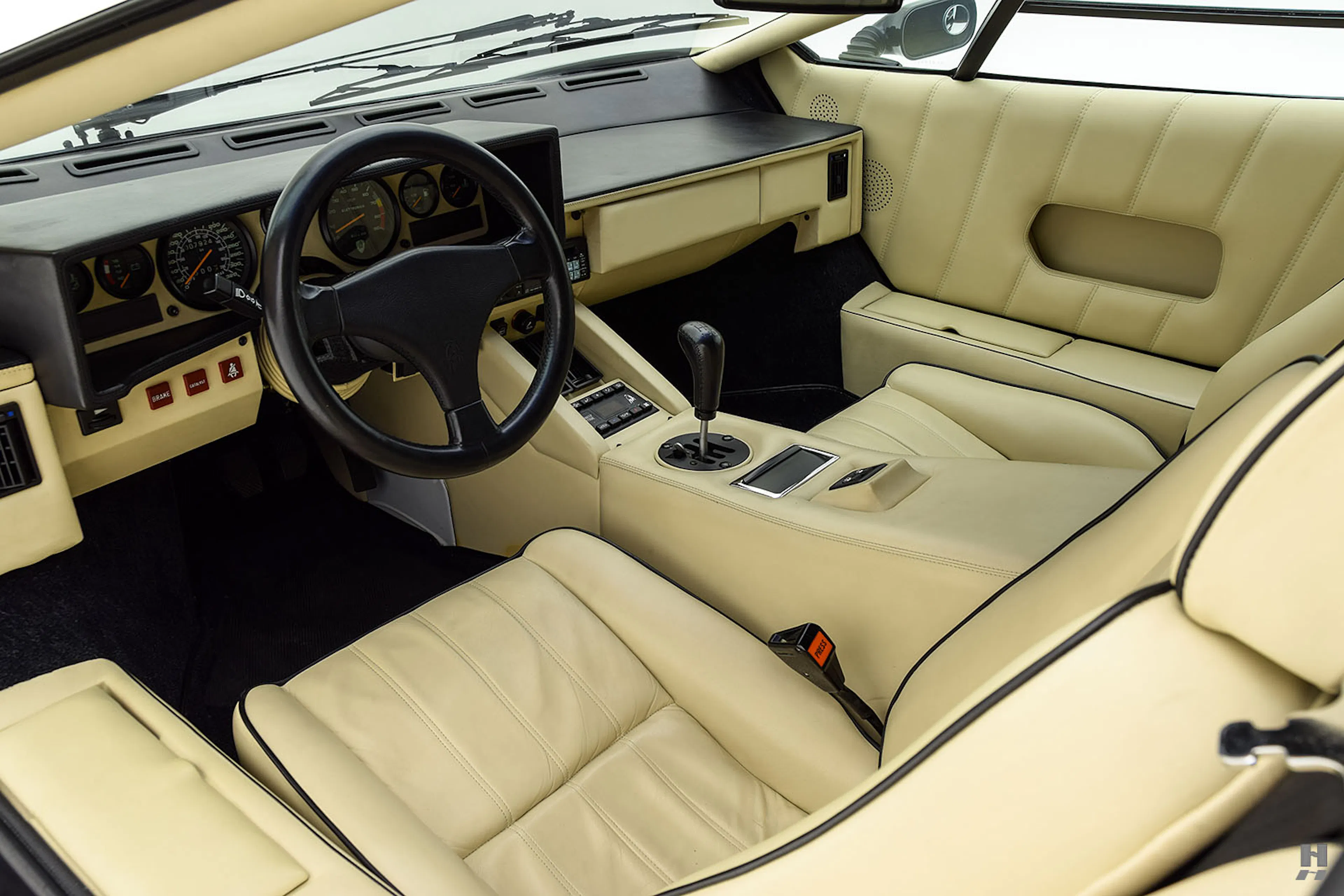 1989 Lamborghini Countach Silver Anniversary 2dr Coupe Courtesy of Hyman Ltd.