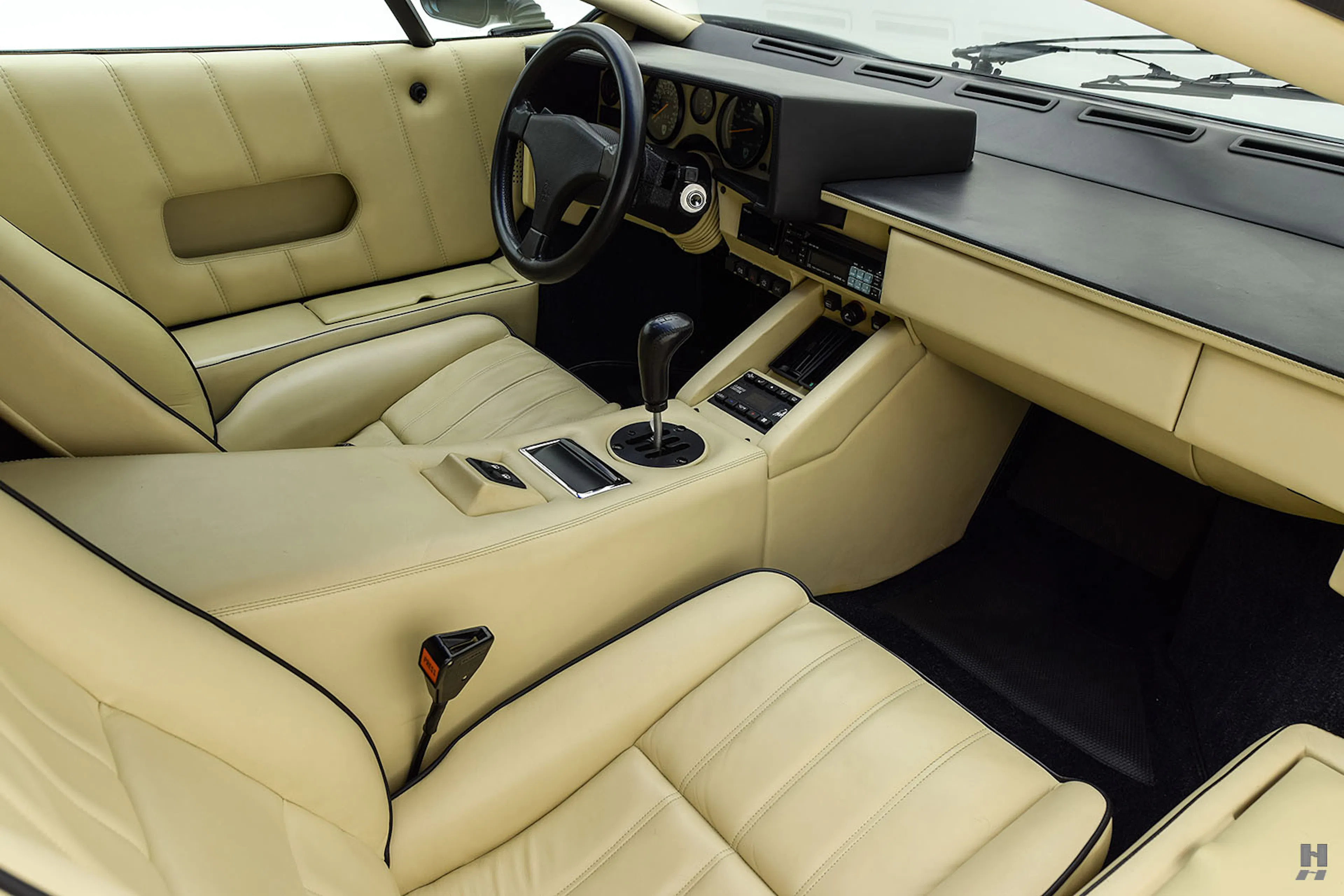 1989 Lamborghini Countach Silver Anniversary 2dr Coupe Courtesy of Hyman Ltd.