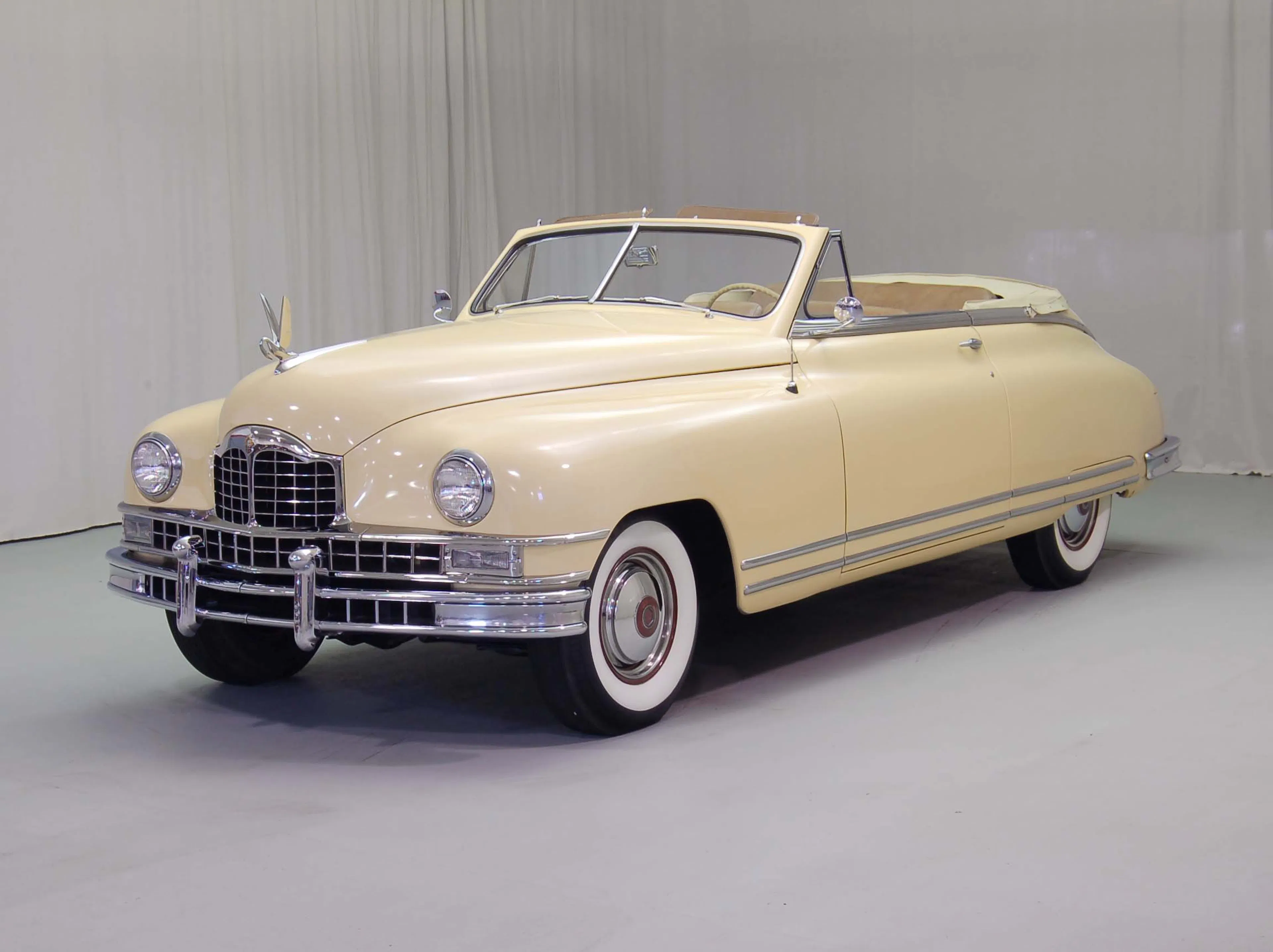 1948 Packard Custom Eight Victoria-22nd Series
