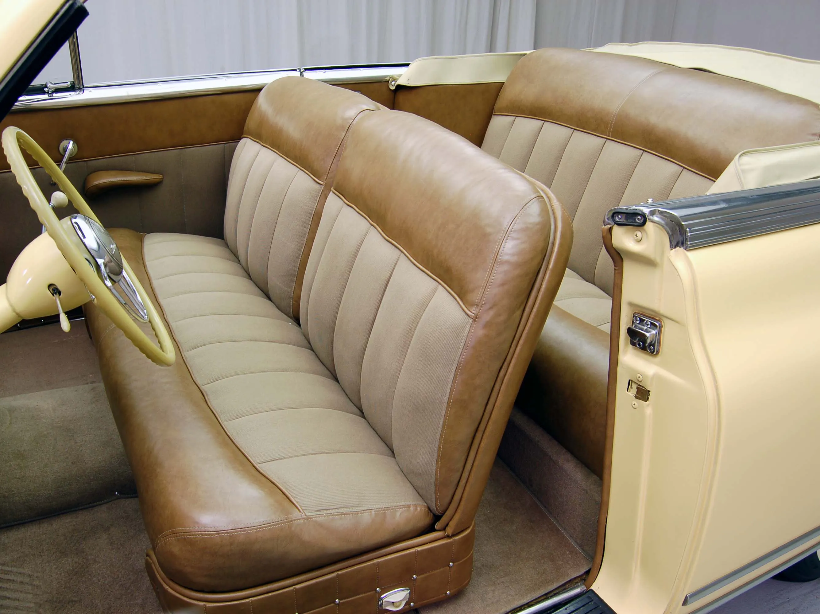 1948 Packard Custom Eight Victoria-22nd Series