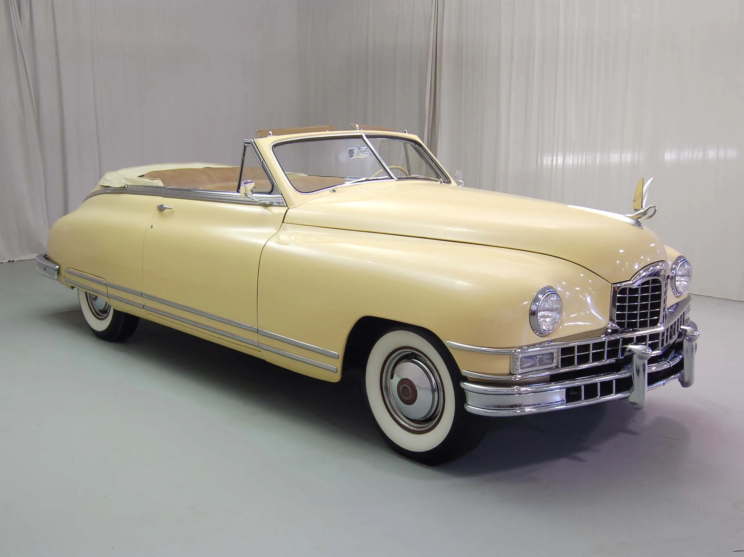 1948 Packard Custom Eight Victoria-22nd Series