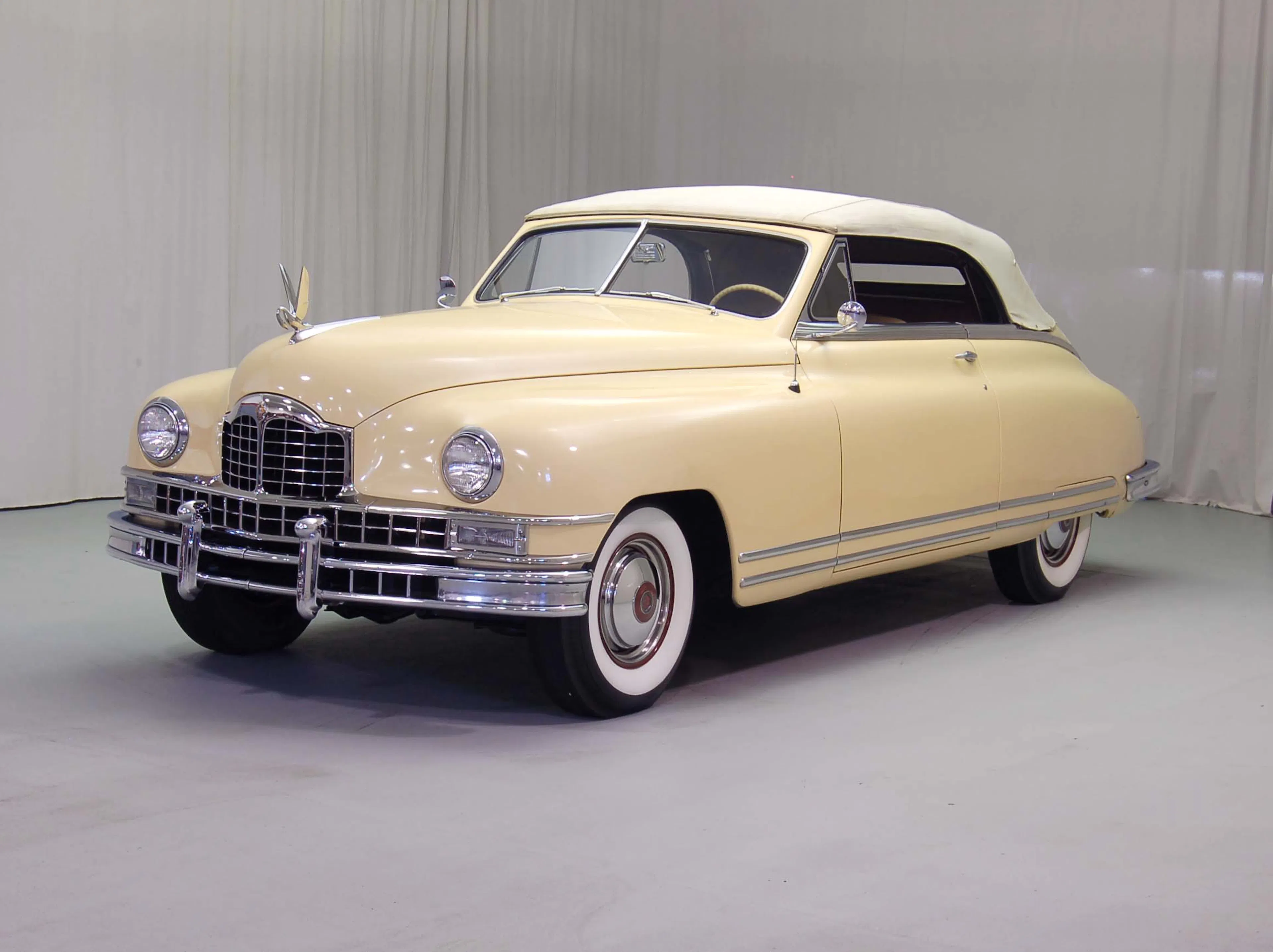 1948 Packard Custom Eight Victoria-22nd Series