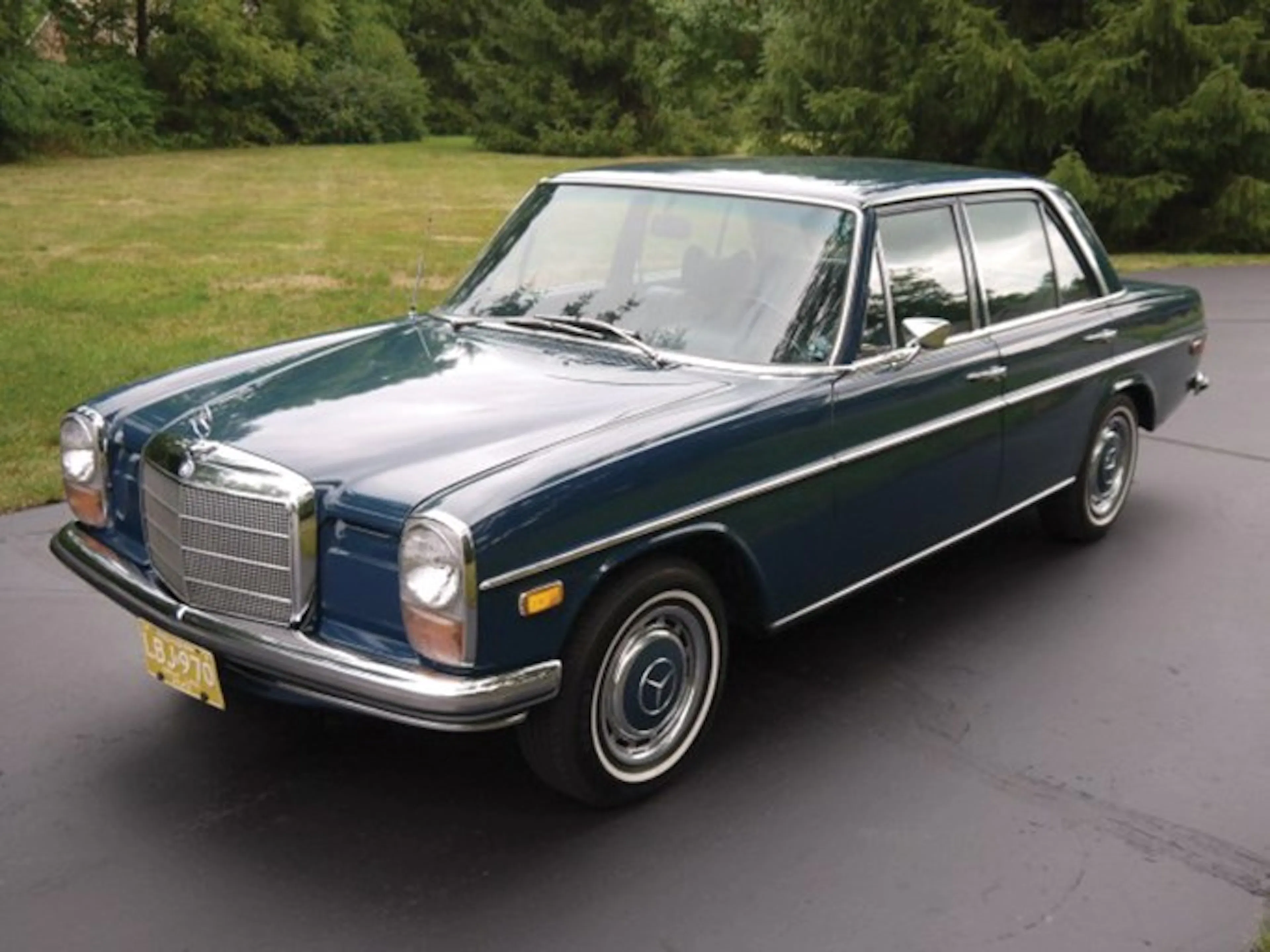 1970 Mercedes-Benz 220 Sedan