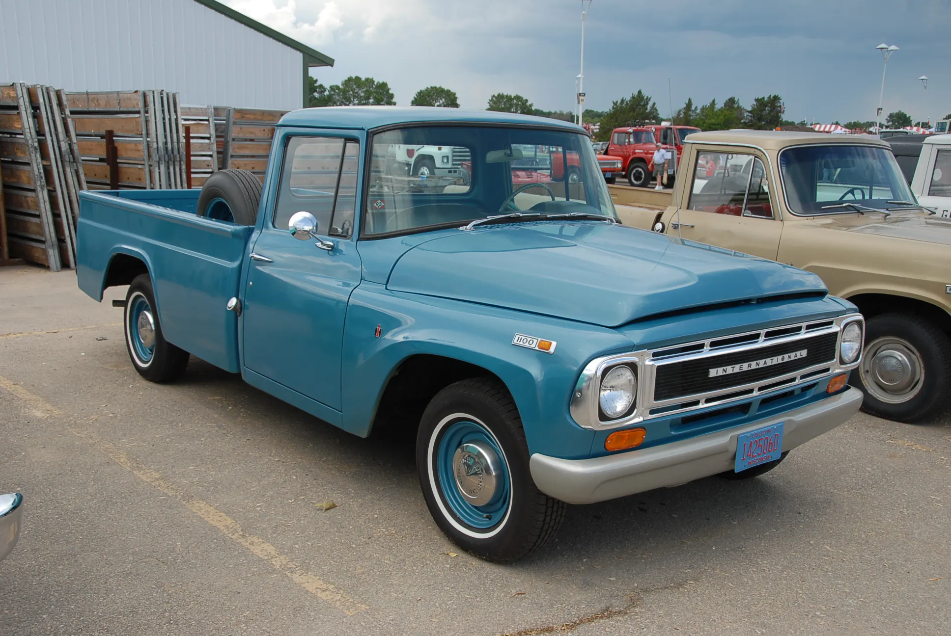 1961 International (IHC) C-120 3/4 Ton