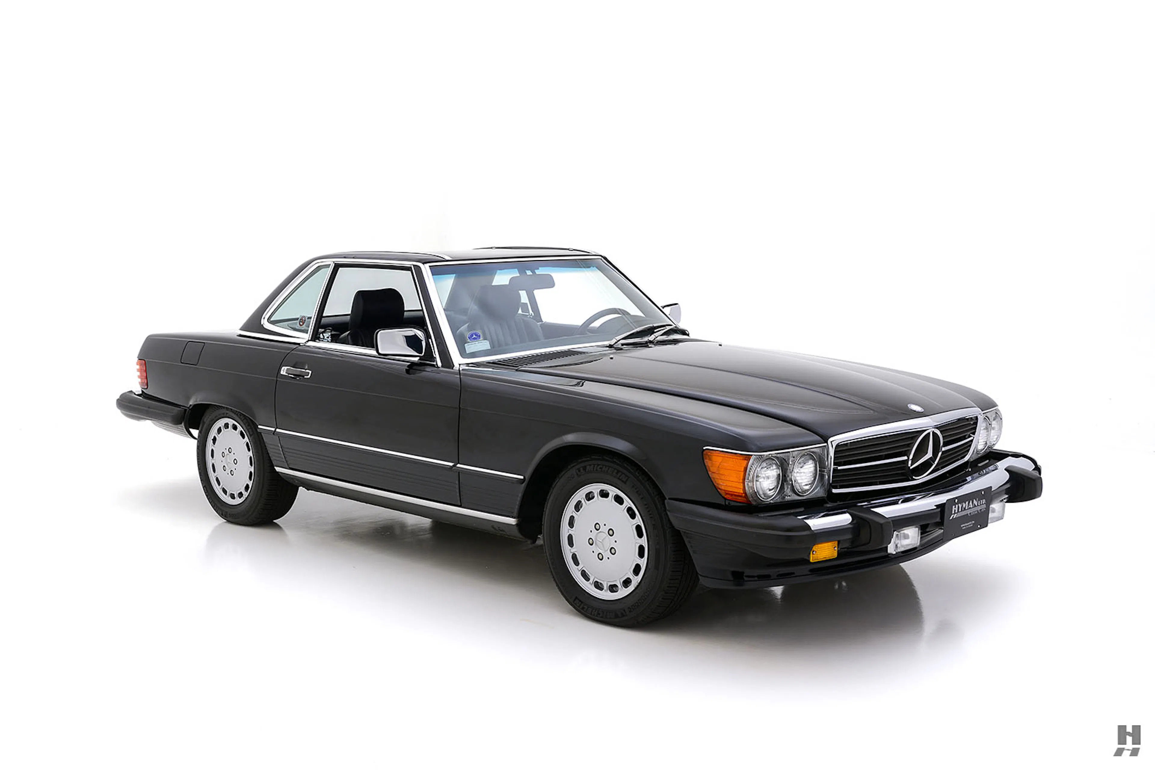 1989 Mercedes-Benz 560SL 2dr Roadster Courtesy of Hyman Ltd.