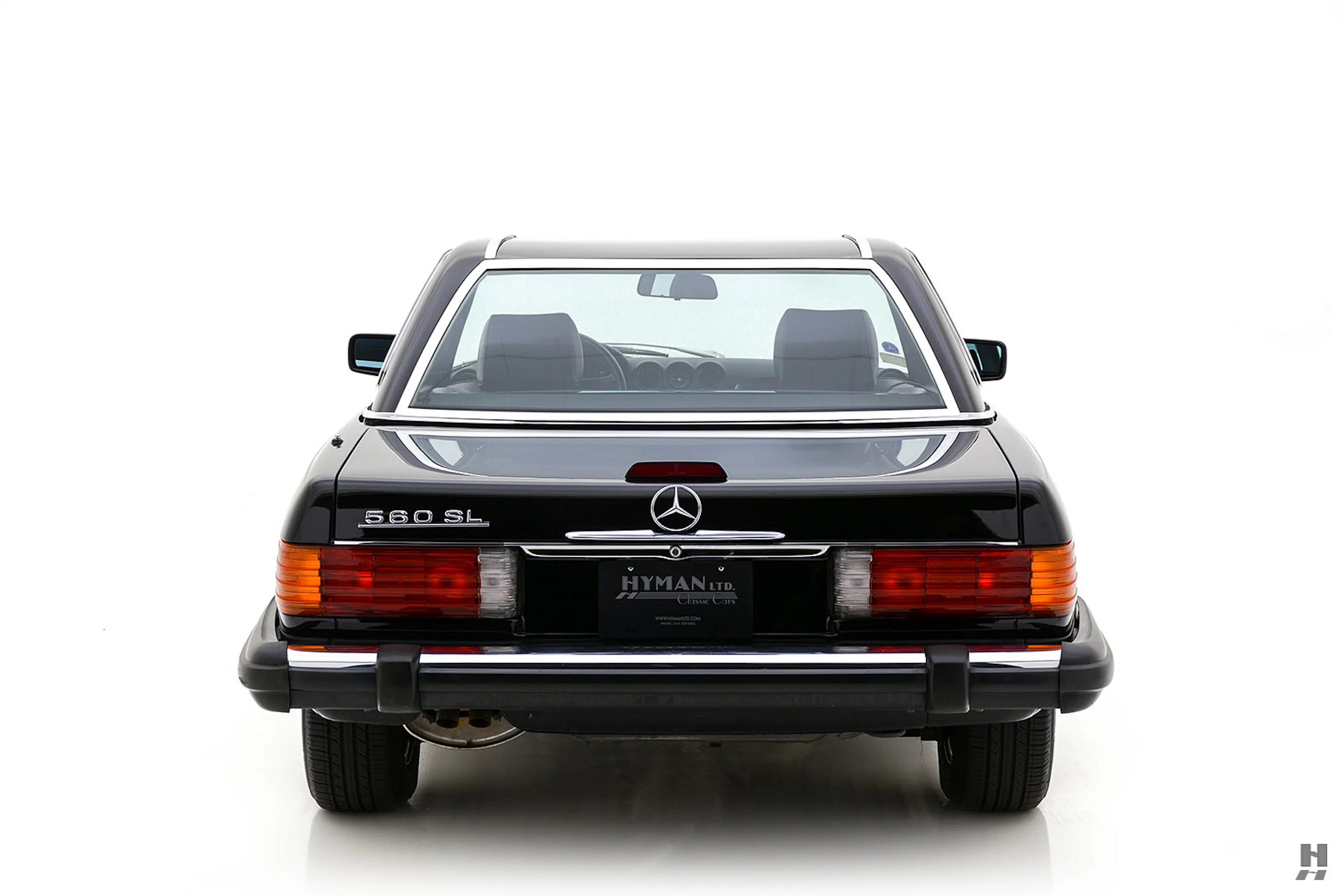1989 Mercedes-Benz 560SL 2dr Roadster Courtesy of Hyman Ltd.