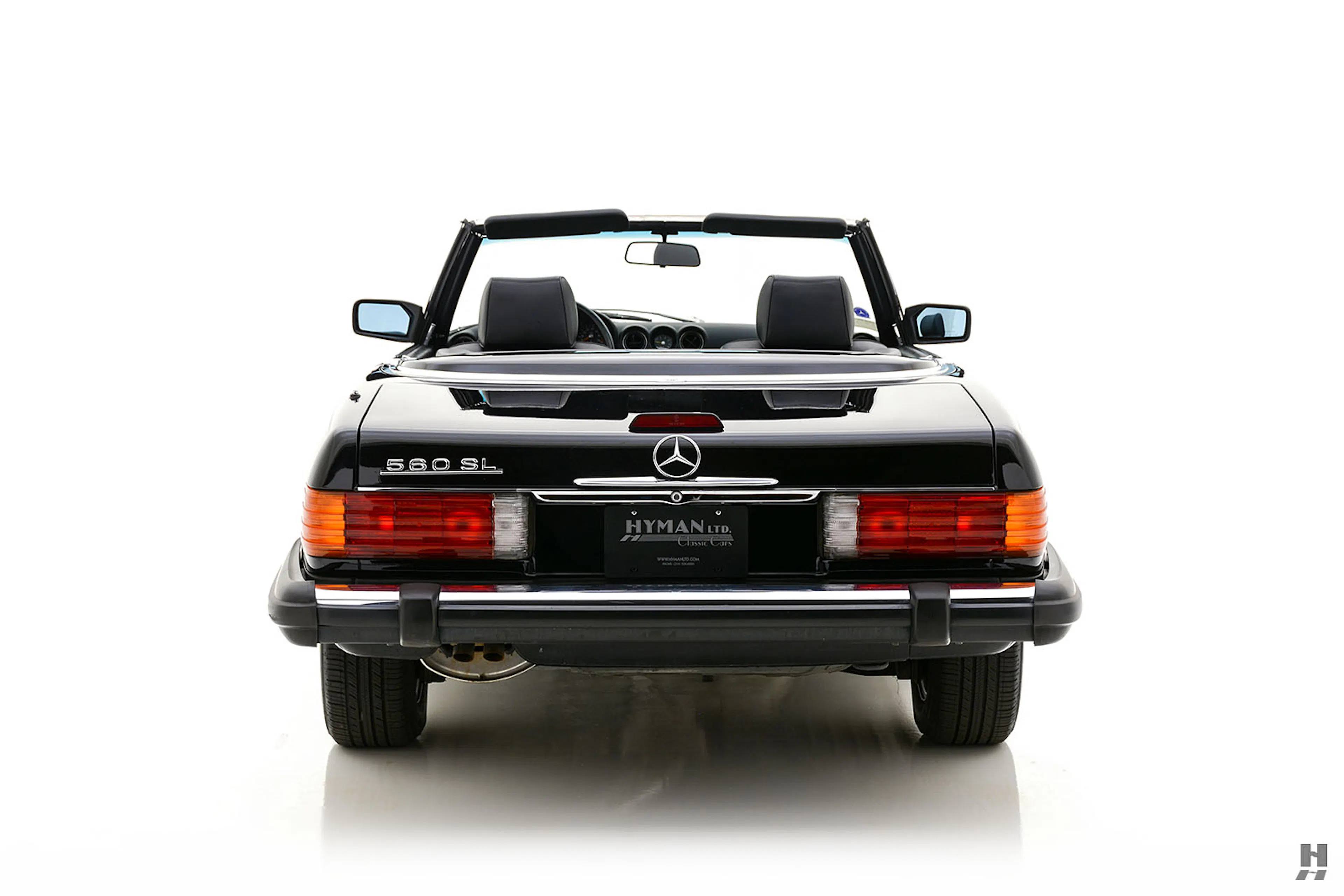 1989 Mercedes-Benz 560SL 2dr Roadster Courtesy of Hyman Ltd.