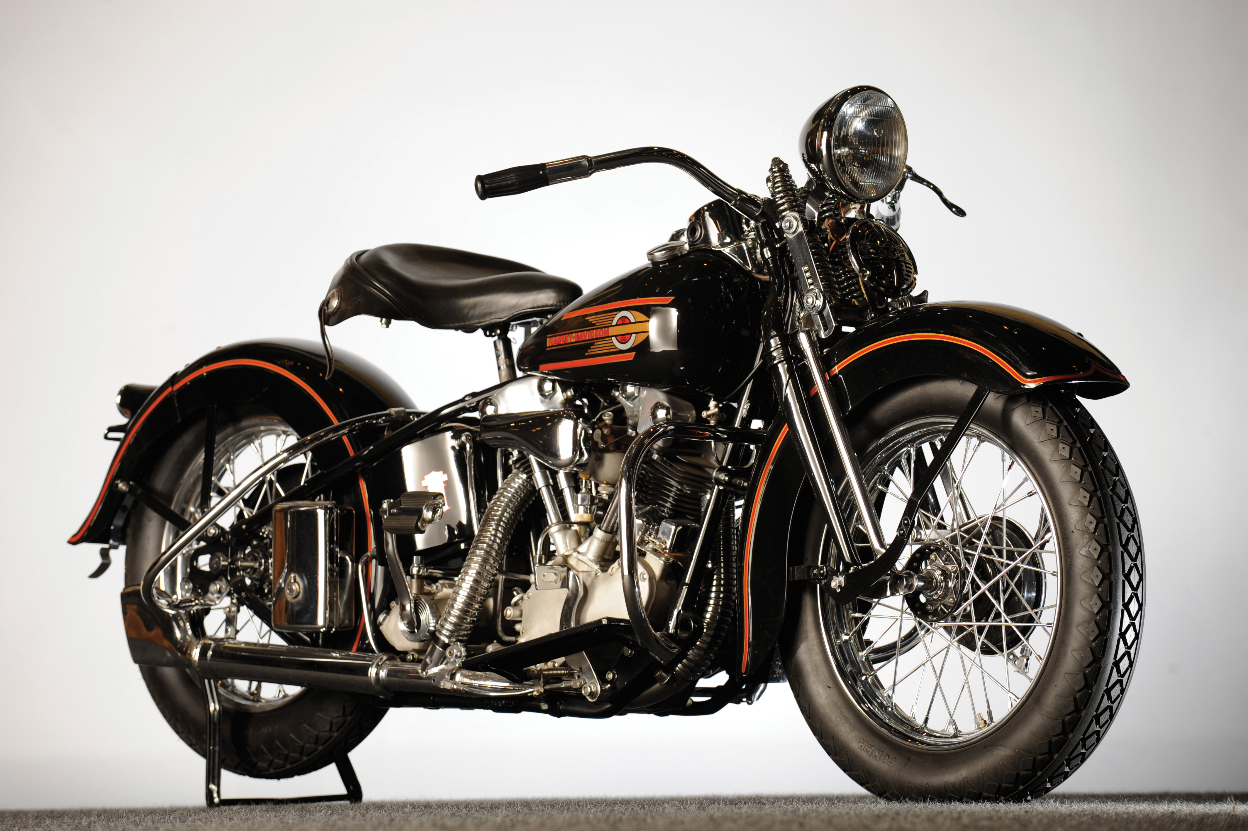 1943 Harley-Davidson EL