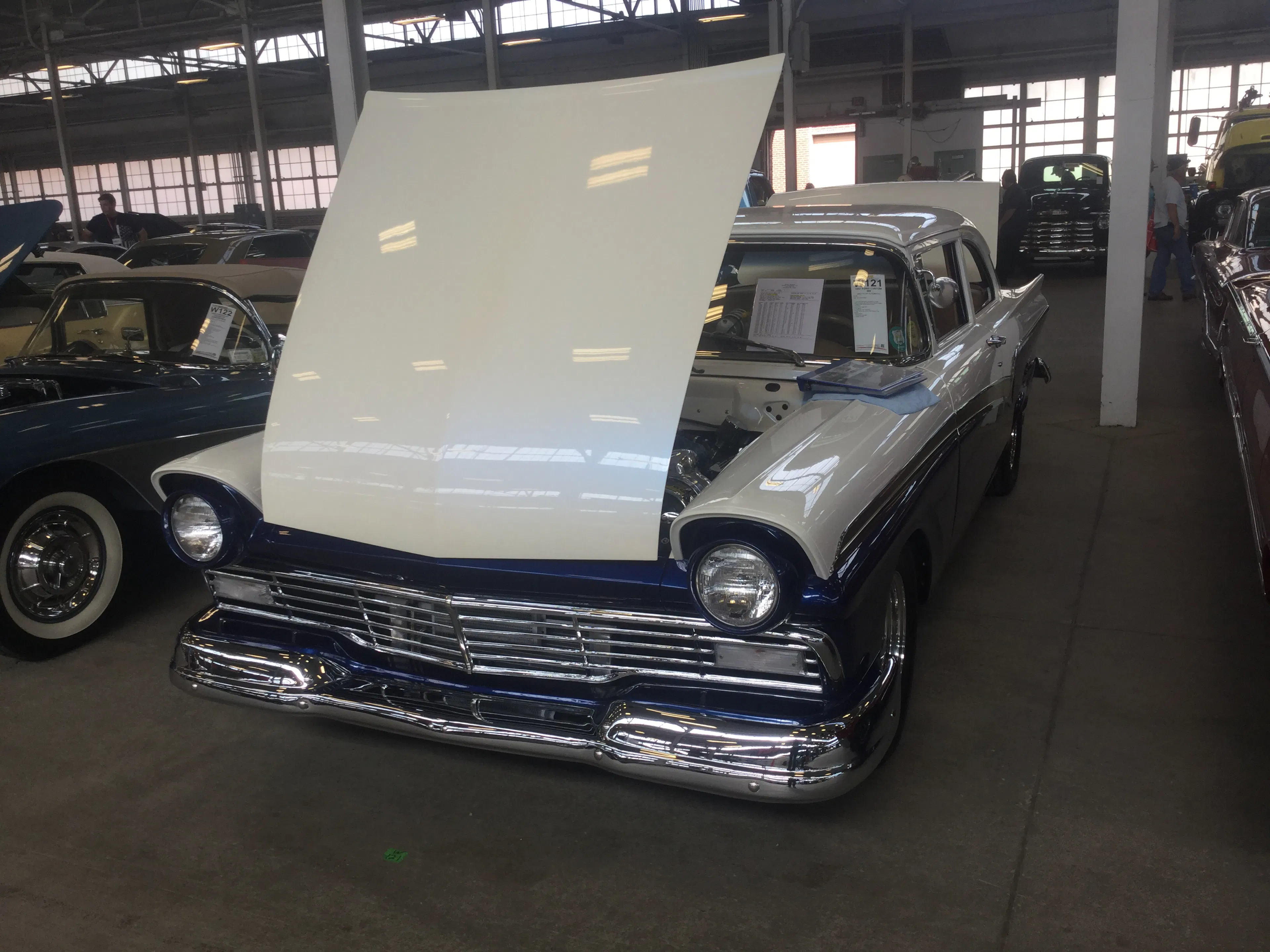 1957 Ford Custom 300 Sedan