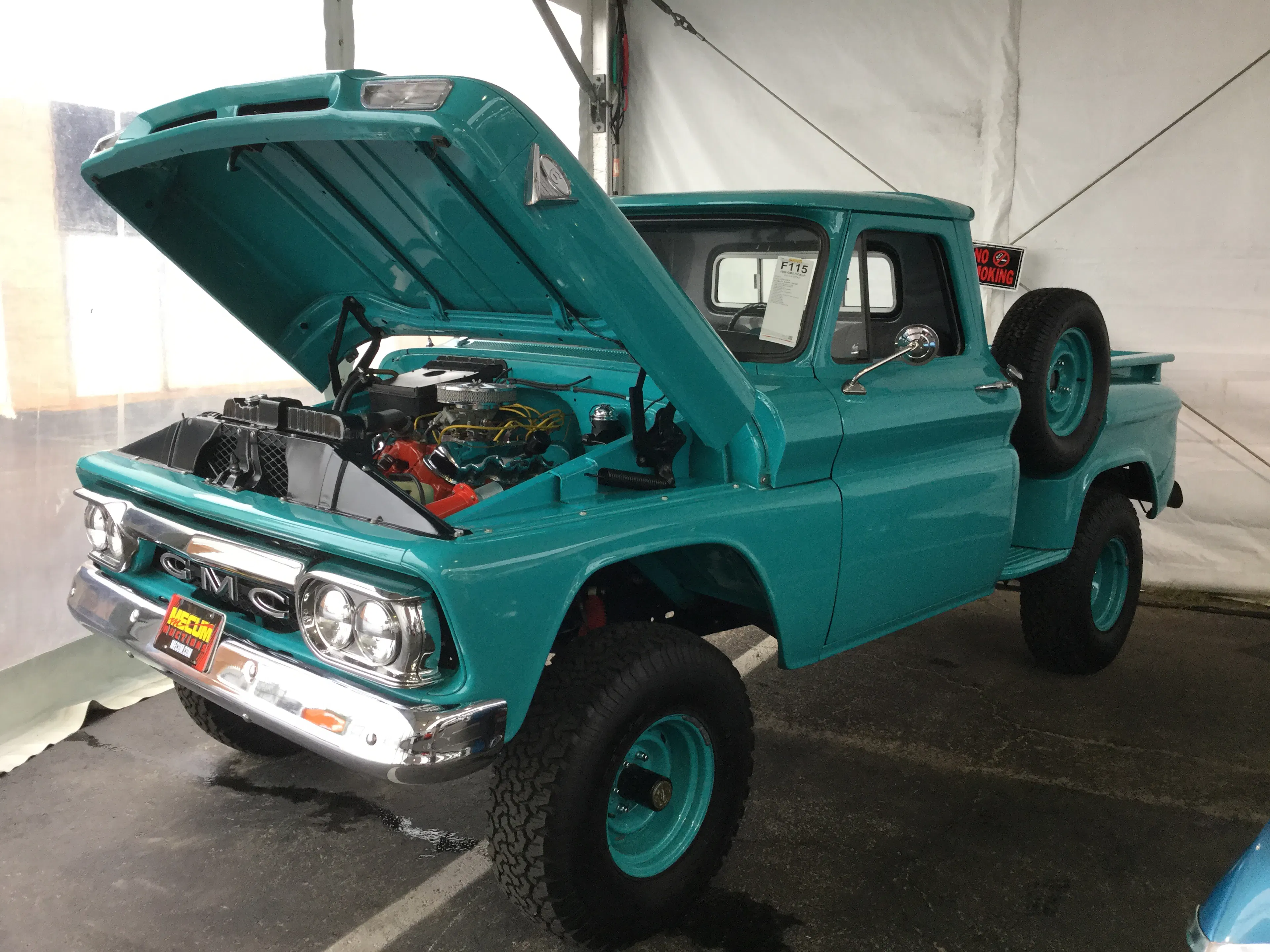 1966 GMC Series 1-2 Ton Fenderside Pickup 4x4