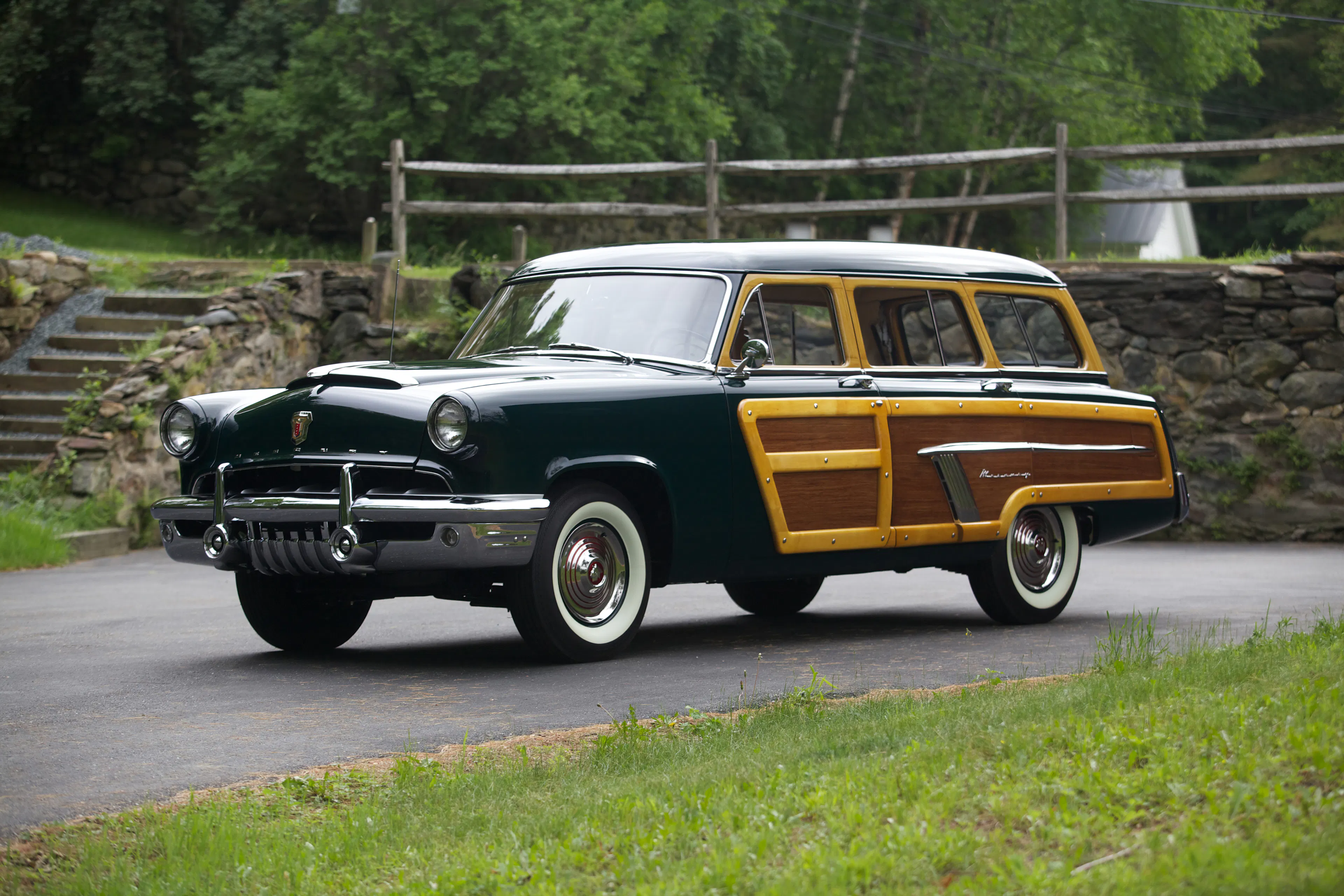 1952 Mercury Custom 8-Pass. Station Wagon - Courtesy RM Auctions