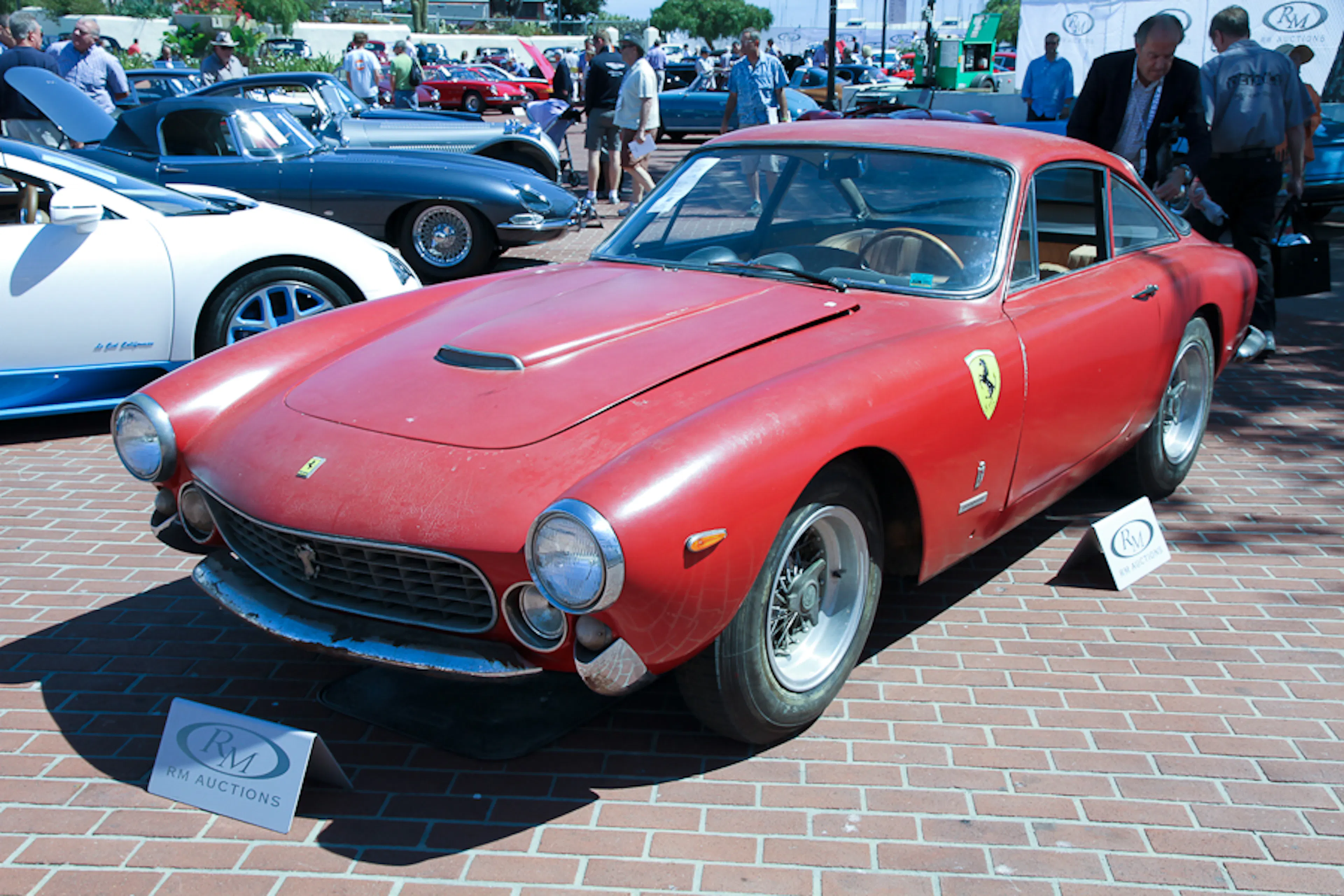 Miniature Voiture AMR 1/43 Ferrari 250 GT Lusso Rouge, Montée Par Pro, Boîte Plexy
