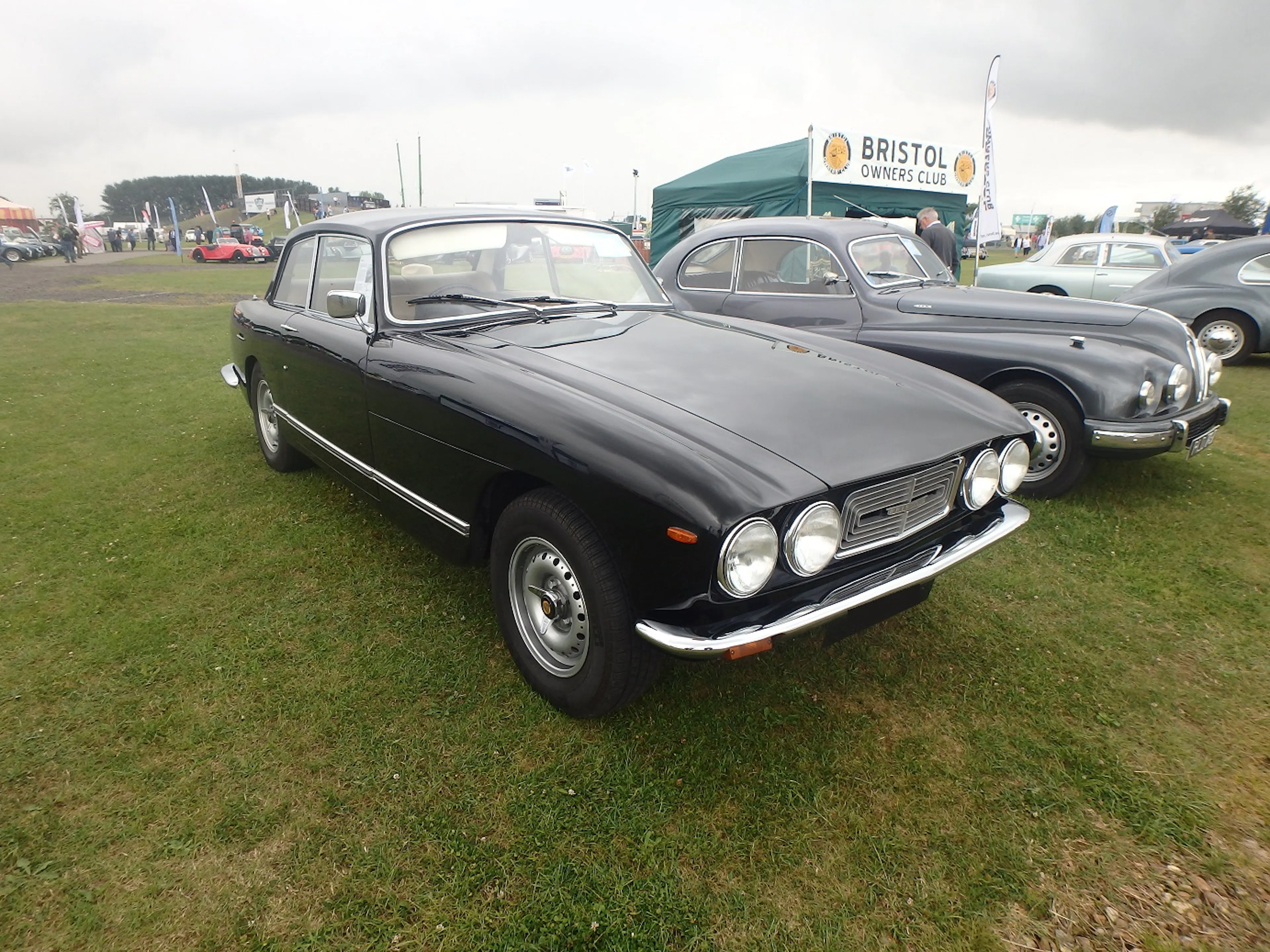 Bristol 411 Sedan