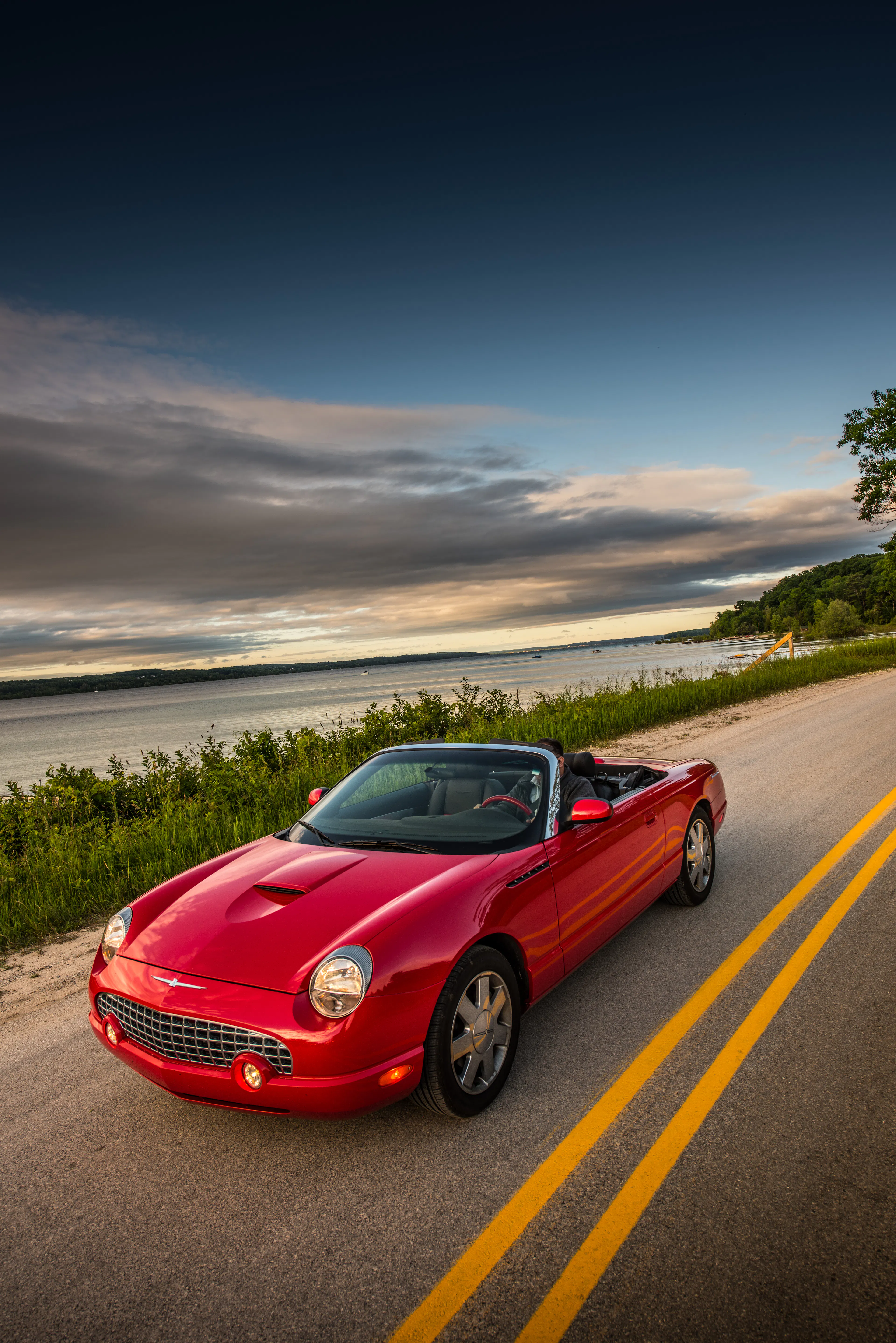 2002 Ford Thunderbird Base